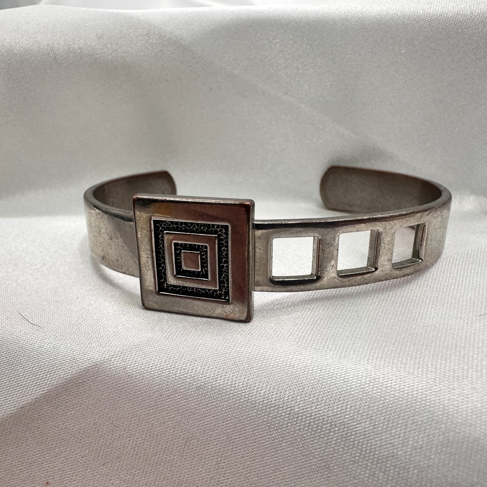 Vintage 90s Silver Tone Geometric Square Cuff Bracelet Modernist Boho Jewelry - Thumbnail 5