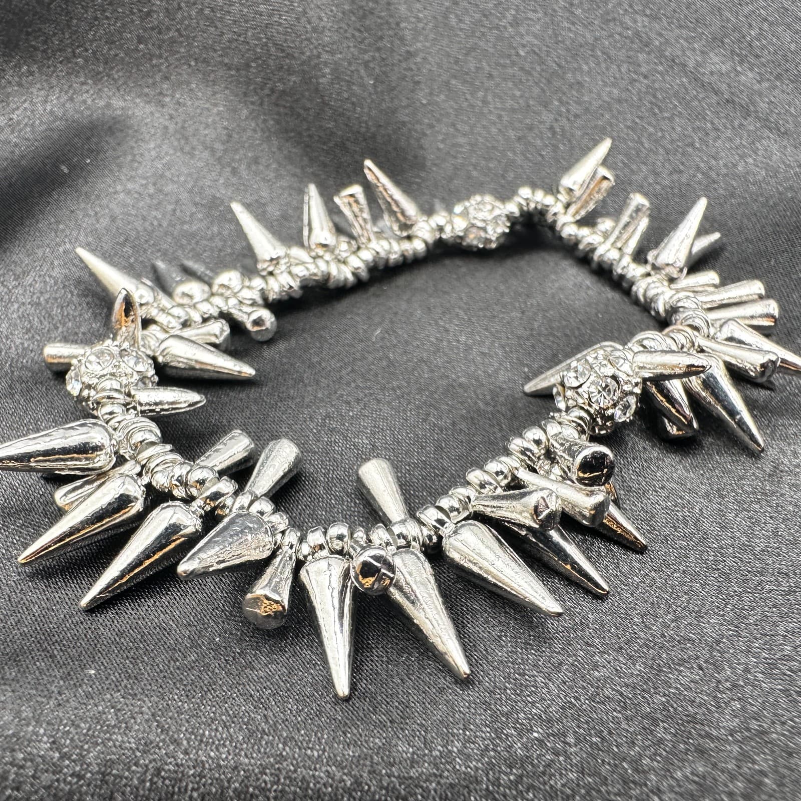 Vintage 90s Silver Tone Spike Charm Bracelet Clear Glass Stretch Punk Fashion - Thumbnail 2
