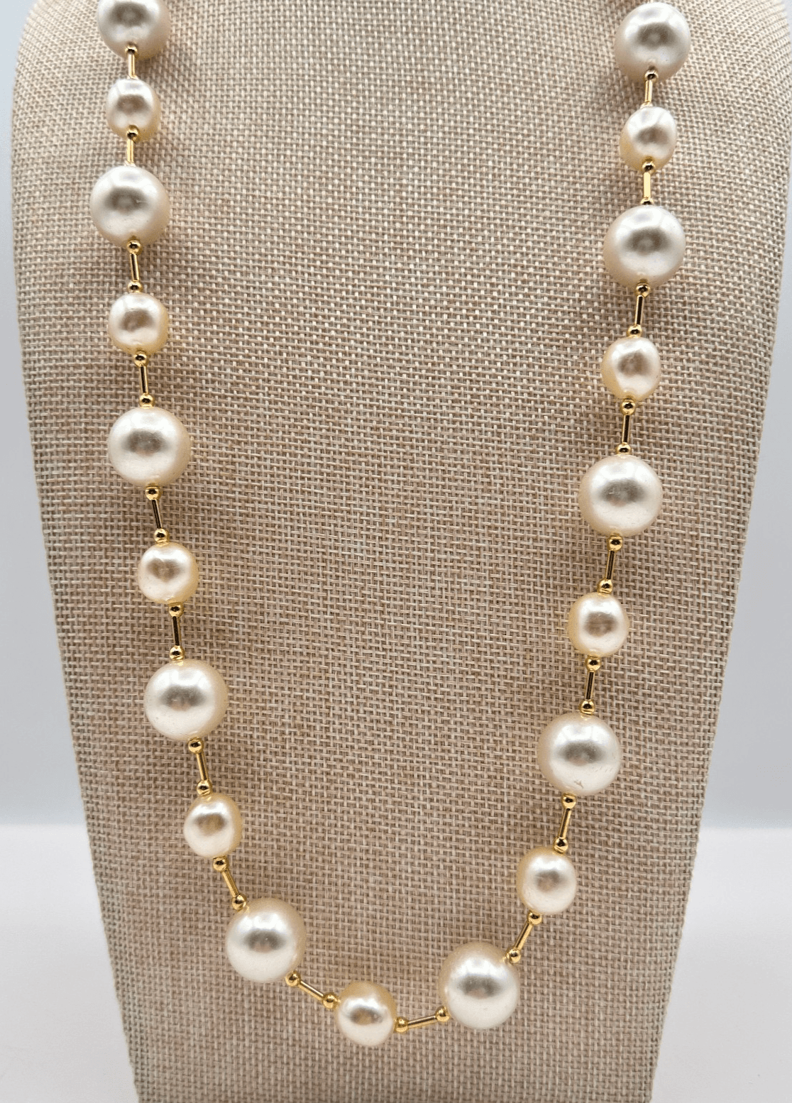 Vintage 80s Cream Faux Pearl Station Necklace Graduated Beads Gold Tone Classic - Image 1