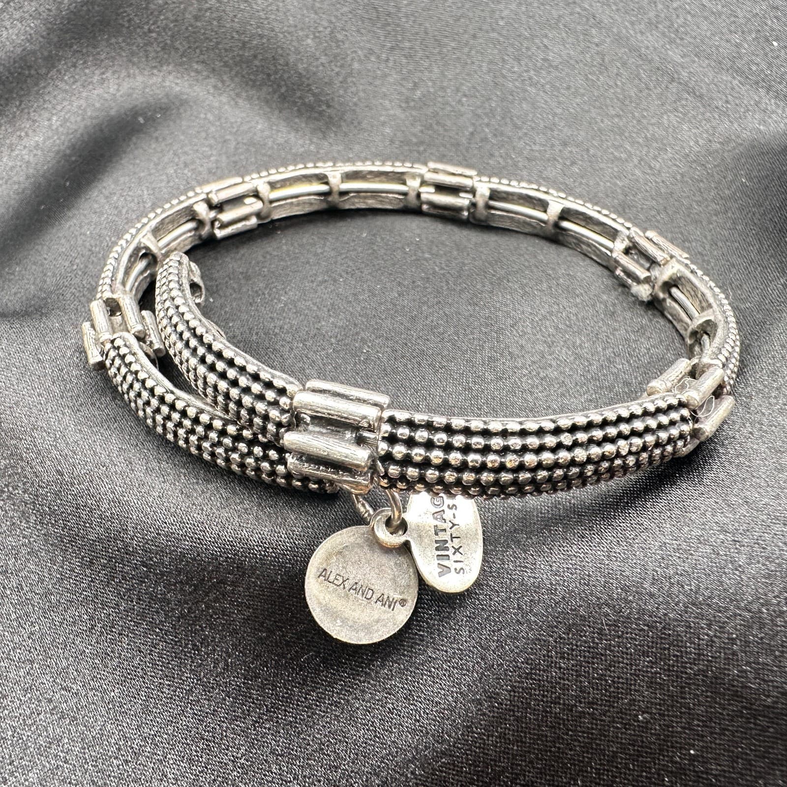 Vintage 60s Alex and Ani Silver tone Textured Bangle Bracelet Fashion Jewelry - Thumbnail 7