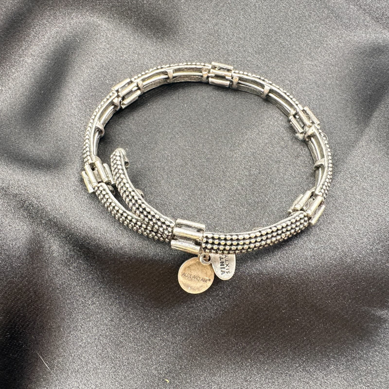 Vintage 60s Alex and Ani Silver tone Textured Bangle Bracelet Fashion Jewelry - Thumbnail 6