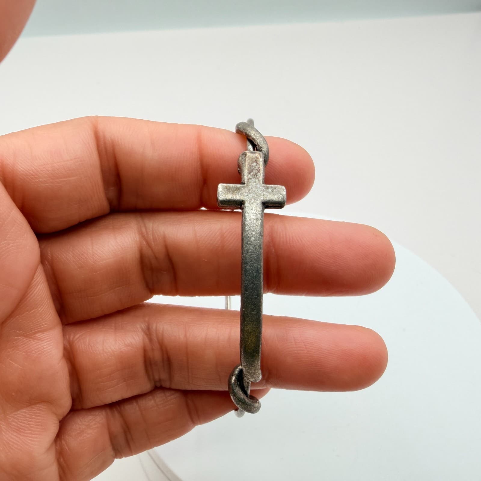 Vintage Y2K Cross Religious Charm Bangle Bracelet Women's Classic Jewelry - Thumbnail 9