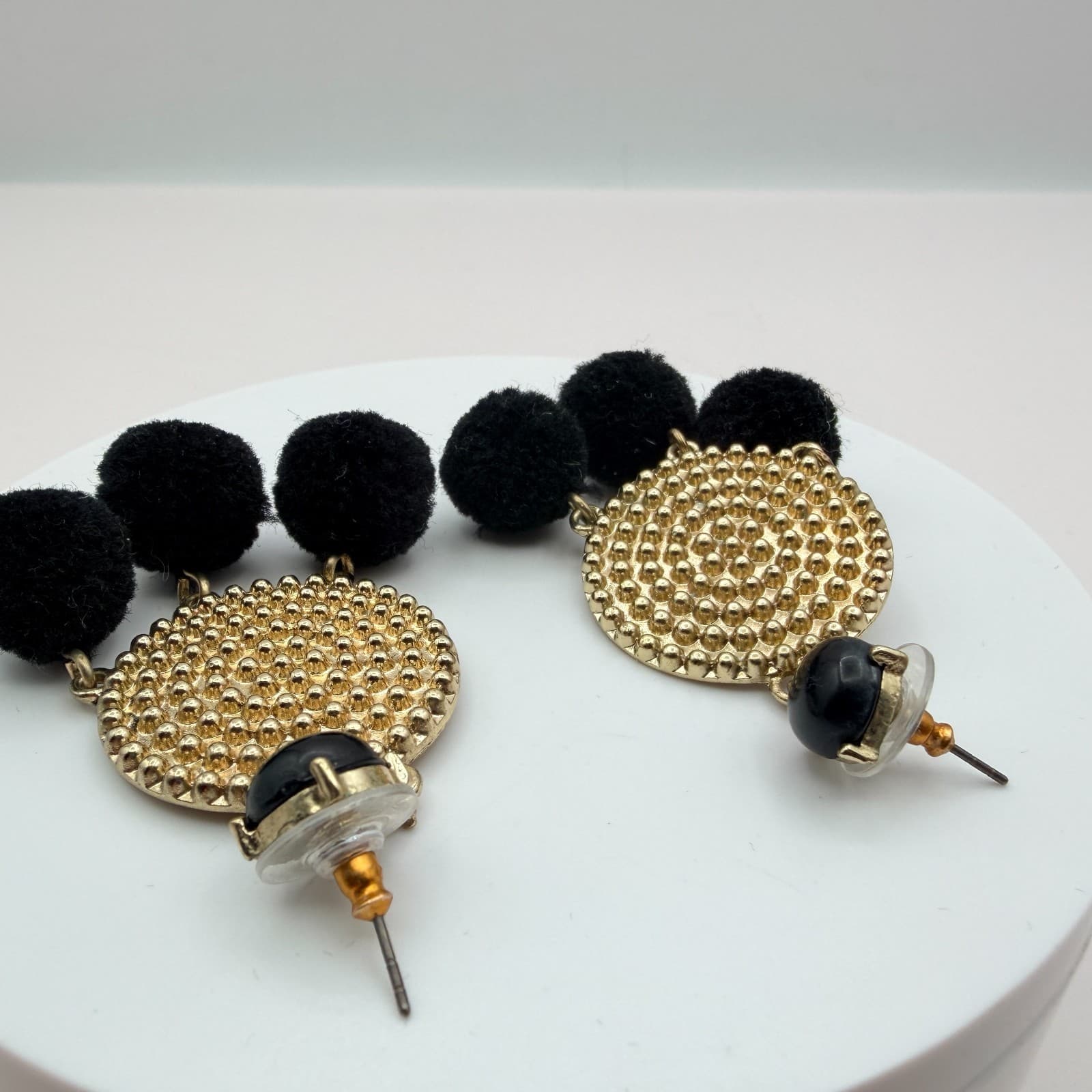 Vintage Y2K Gold Tone Black Pom Beaded Dangle Earrings Textured Disk Jewelry - Thumbnail 6