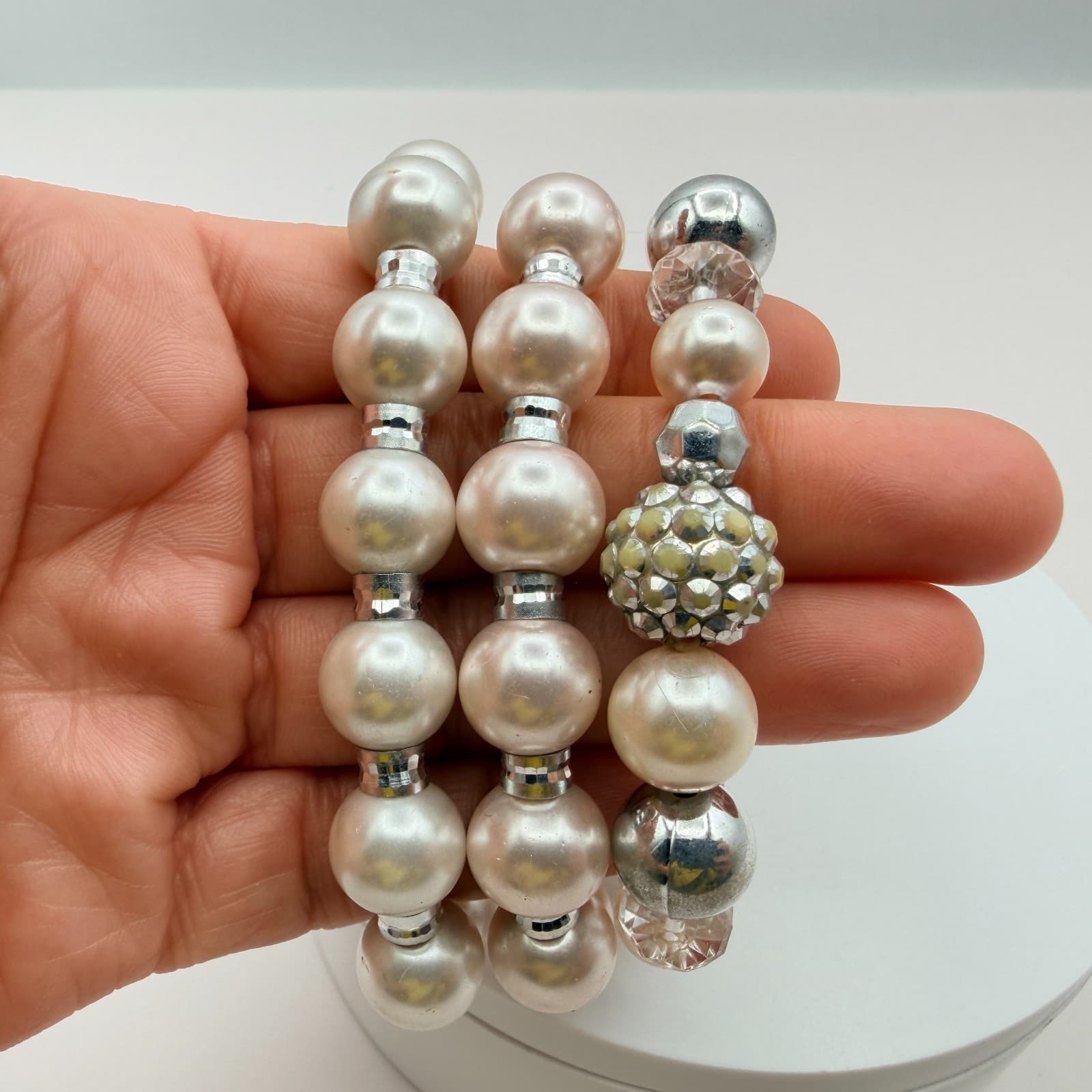 Vintage Y2K Silver Tone Faux Pearl Stretch Beaded Bracelet Women's Jewelry - Thumbnail 10