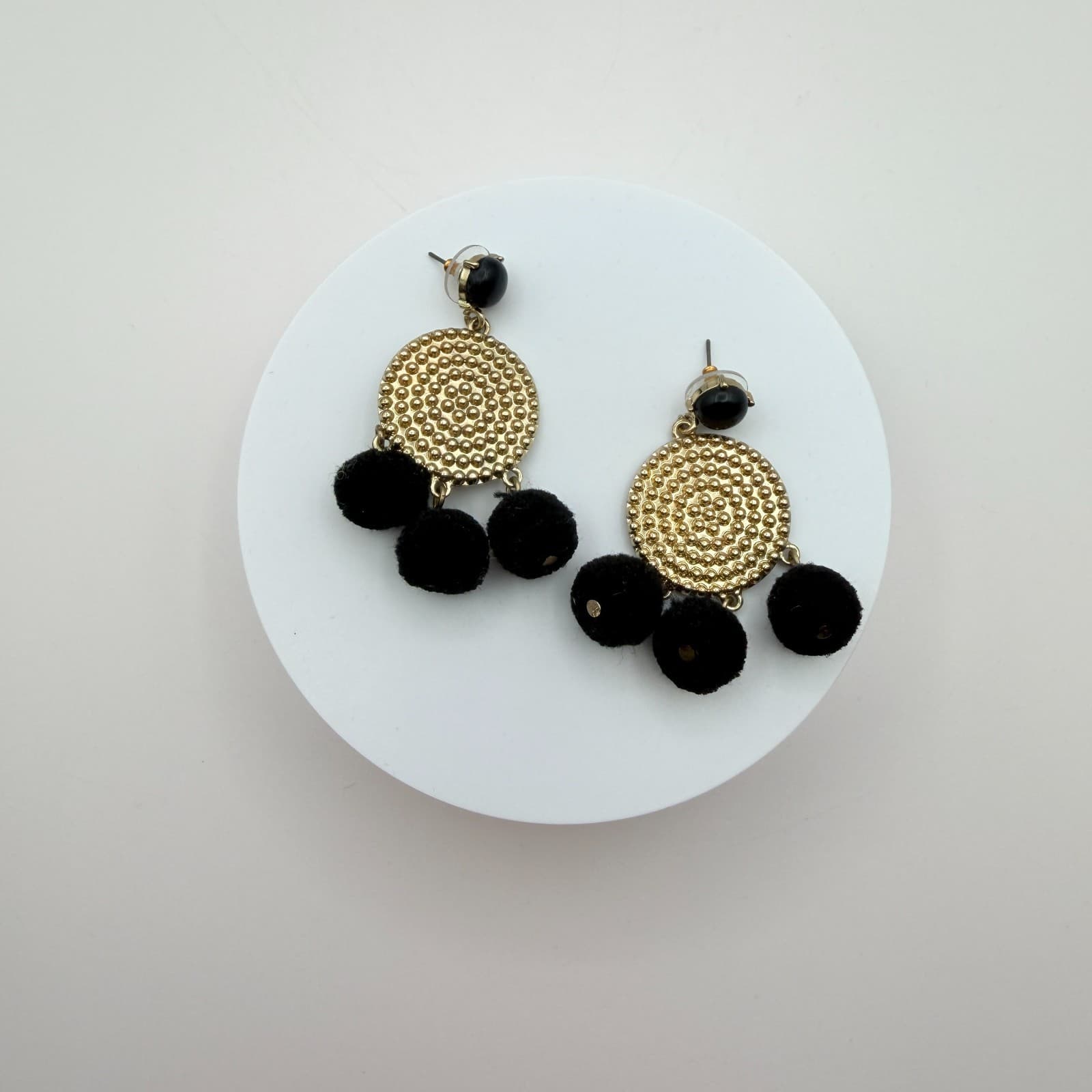Vintage Y2K Gold Tone Black Pom Beaded Dangle Earrings Textured Disk Jewelry - Thumbnail 2