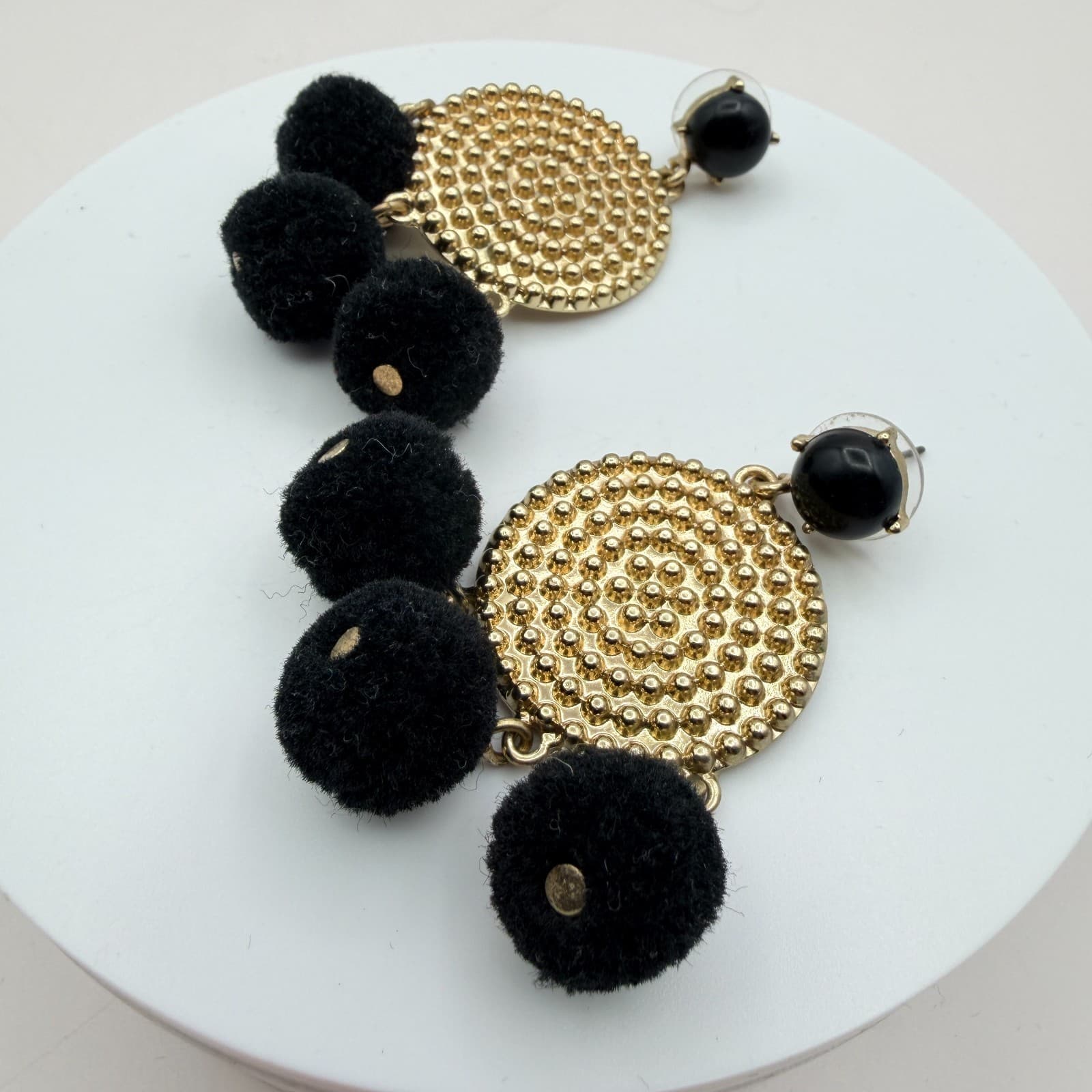 Vintage Y2K Gold Tone Black Pom Beaded Dangle Earrings Textured Disk Jewelry - Thumbnail 5