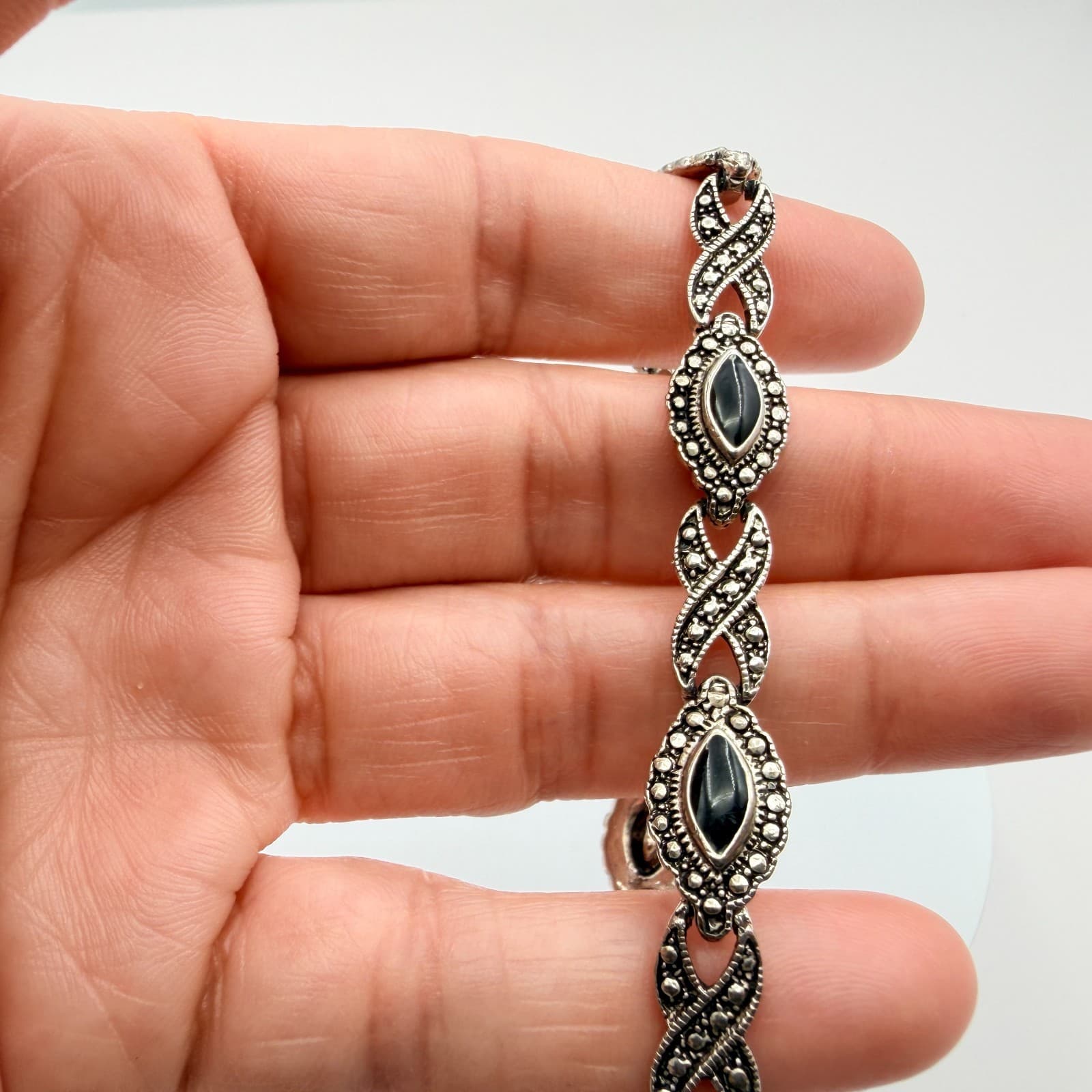 Vintage Y2K Silver Tone Marcasite Onyx Bracelet Retro Women's Classic Jewelry - Thumbnail 2
