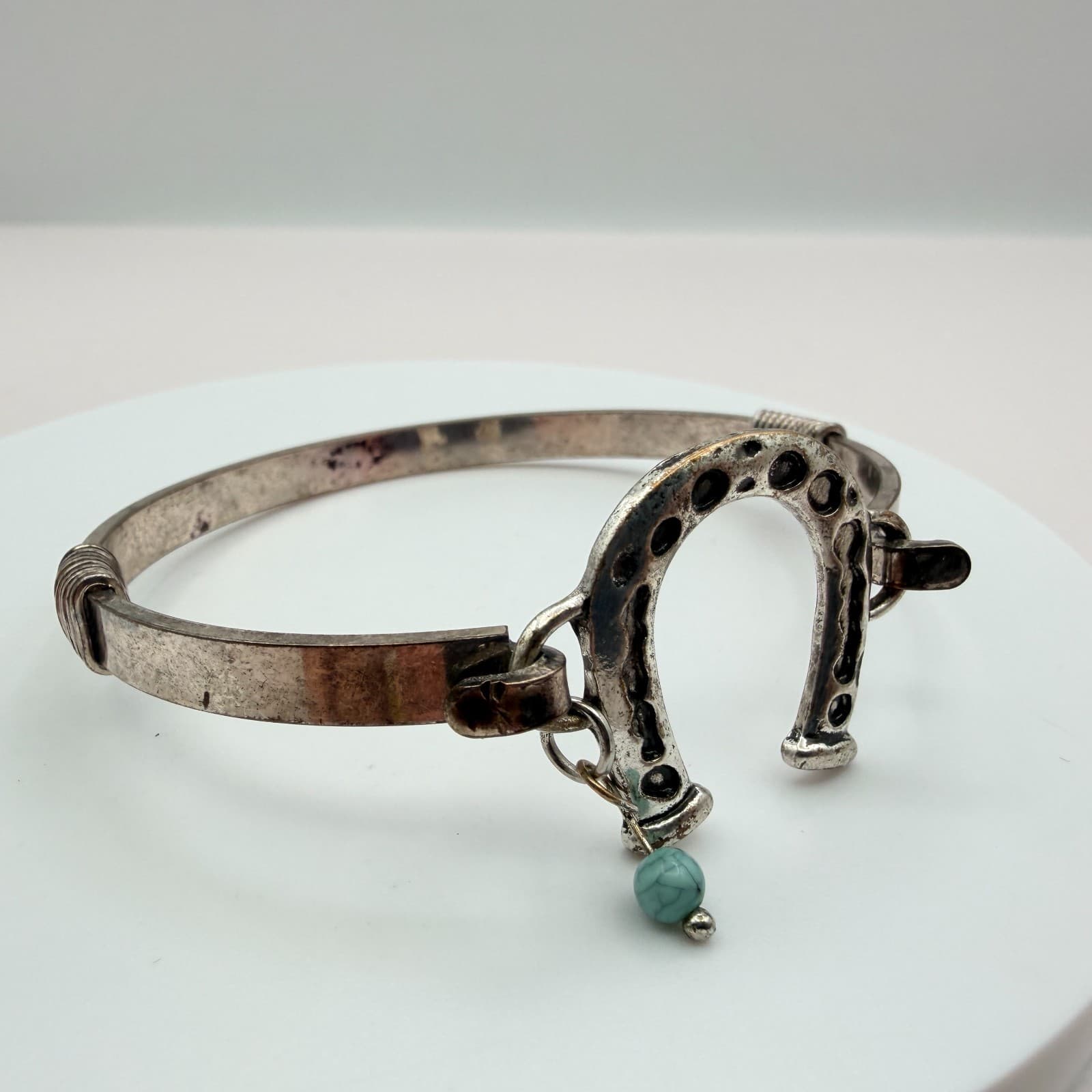 Vintage 90s Silver Tone Horseshoe Turquoise Bead Bangle Bracelet Women's Jewelry - Thumbnail 7