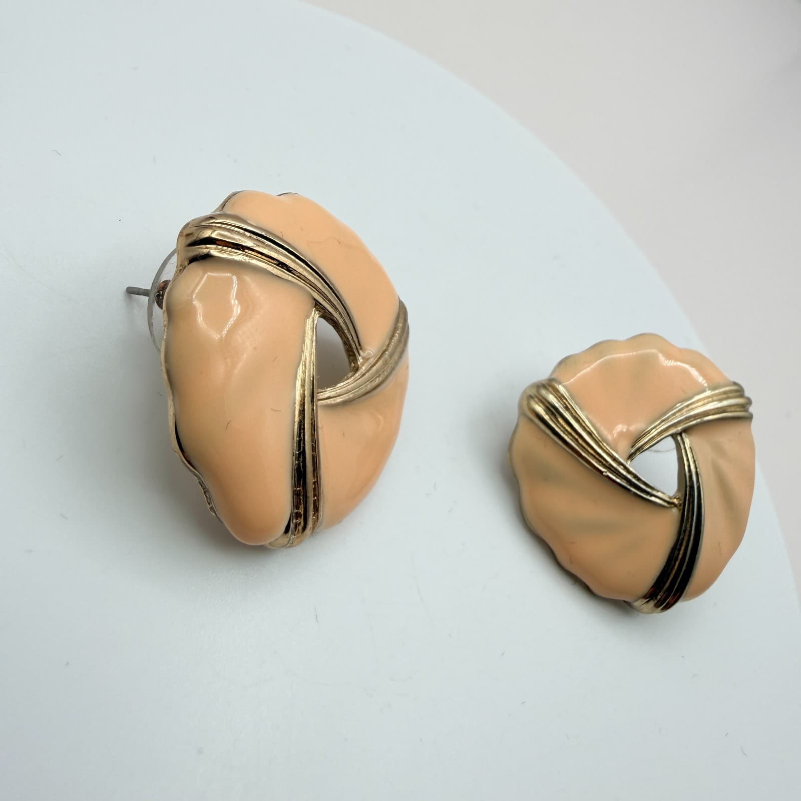 Vintage 80s Gold Tone Peach Enamel Studs Earrings Statement Women's Jewelry - Thumbnail 4