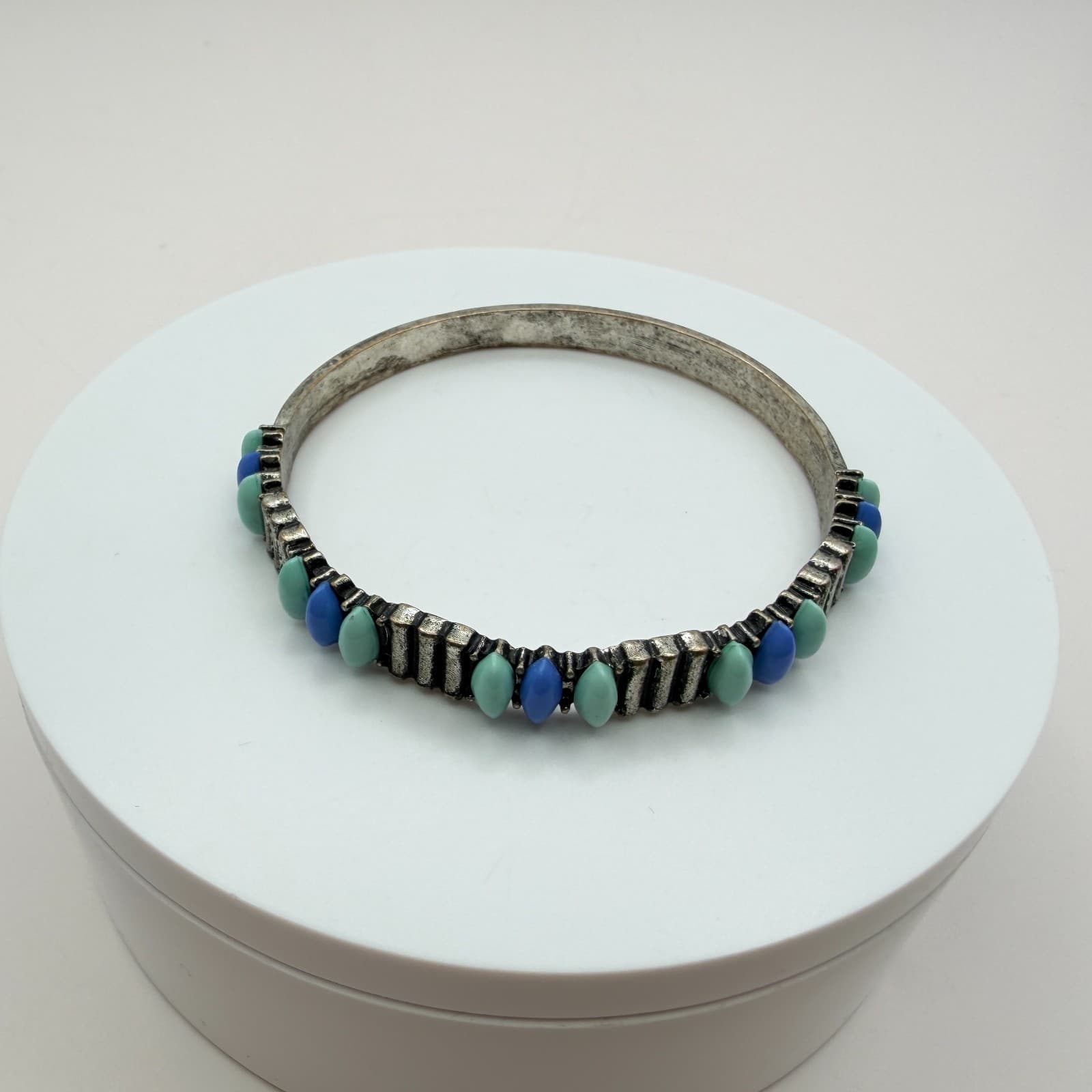 Vintage Y2K Silver Tone Beaded Bangle Bracelet Boho Women's Classic Jewelry - Thumbnail 3