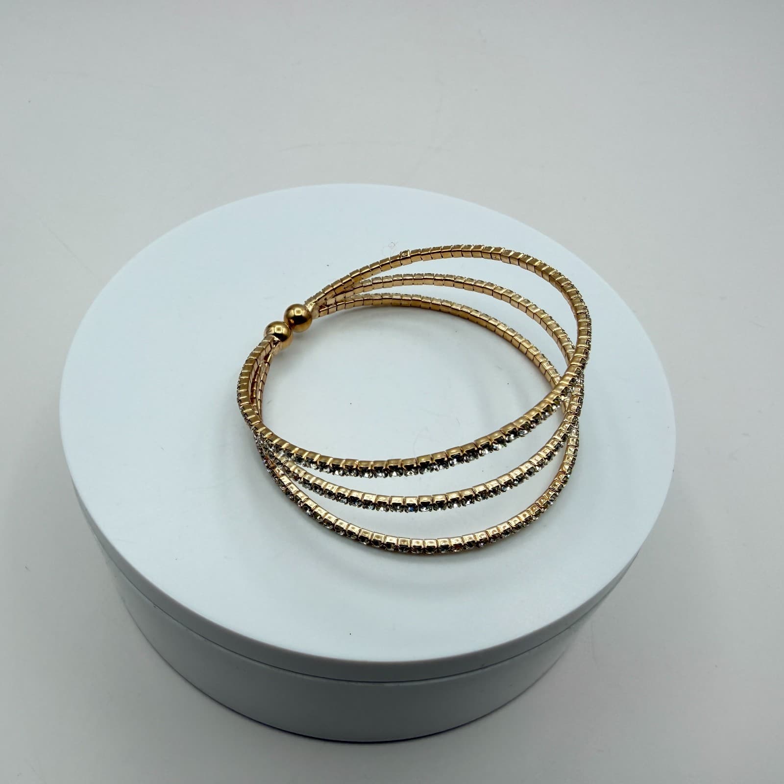 Vintage Y2K Gold Tone 3 Row Clear Rhinestone Wrap Cuff Bracelet Classic Jewelry - Thumbnail 3