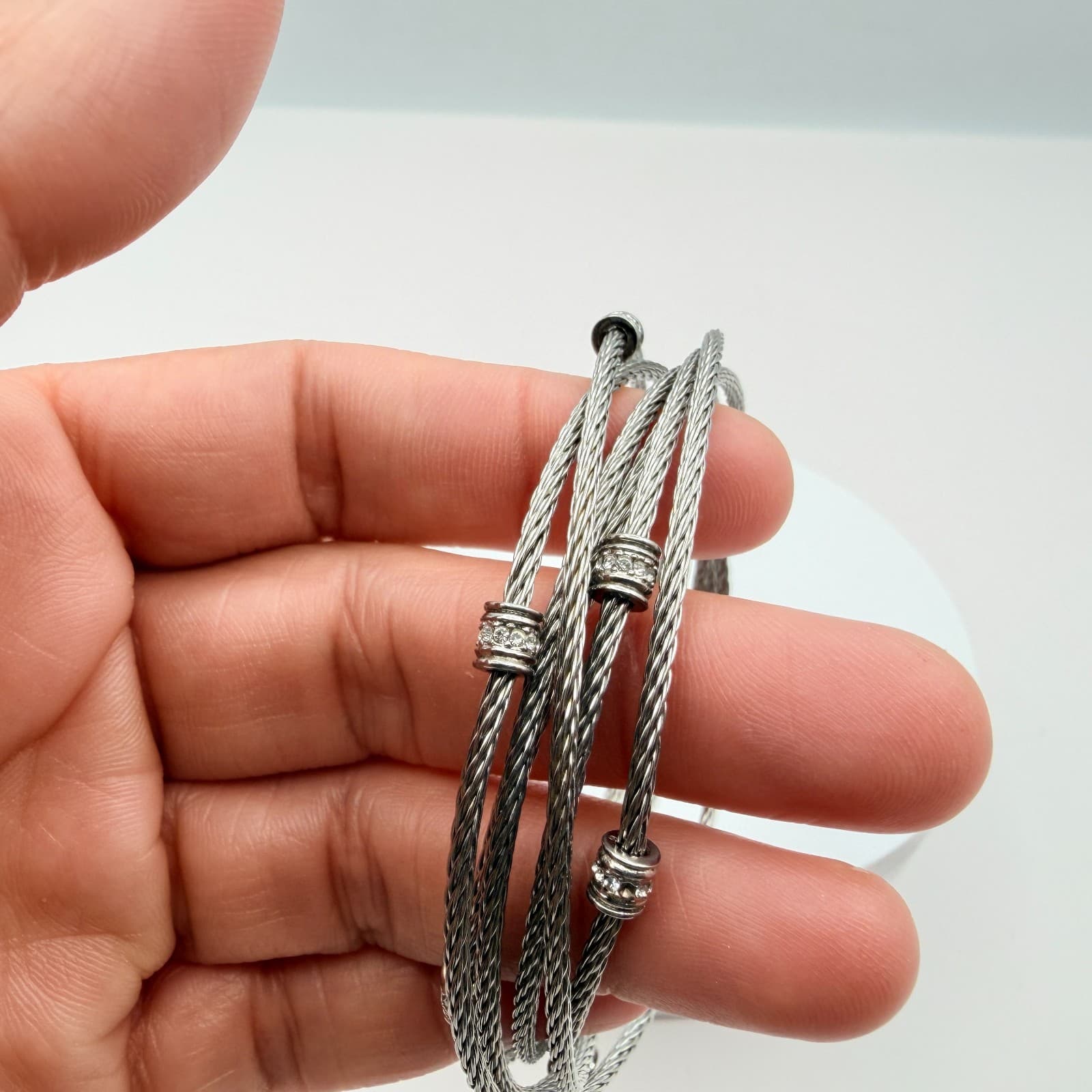 Vintage 90s Silver Tone Cable Wire Bangle Bracelet Rhinestone Women's Jewelry - Thumbnail 8