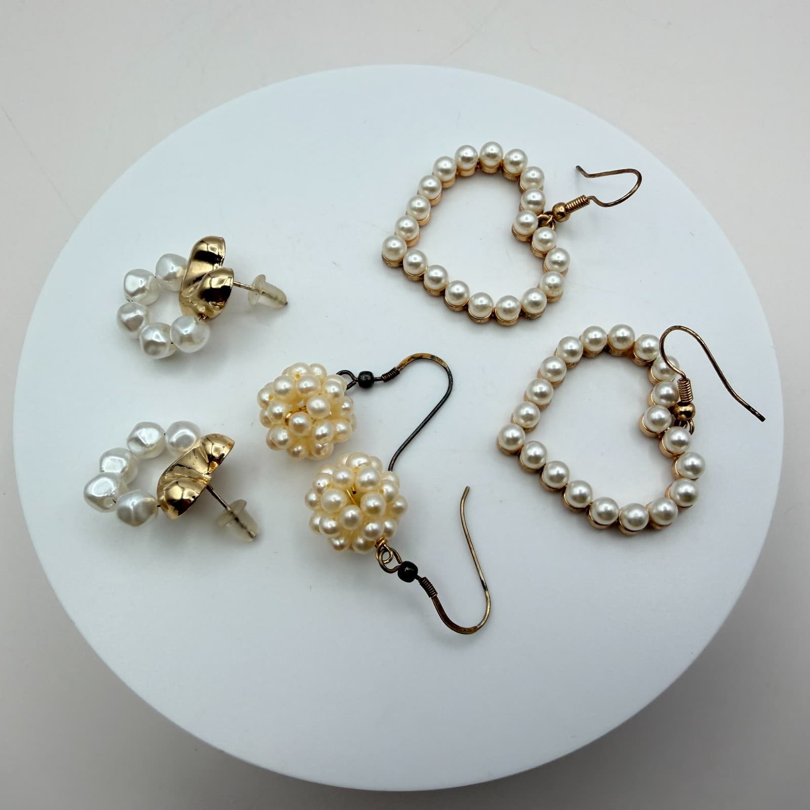 Vintage Y2K Gold Tone Faux Pearl Earring Lot Women's Classic Fashion Jewelry - Thumbnail 6