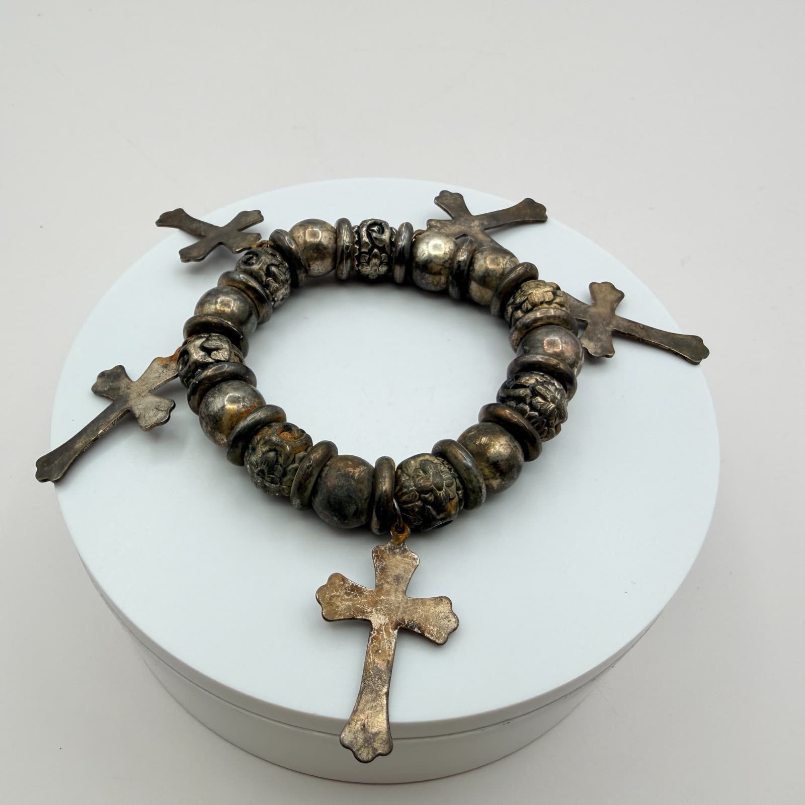 Vintage 80s Gunmeta Cross Charm Beaded Stretch Bracelet Religious Jewelry - Image 1