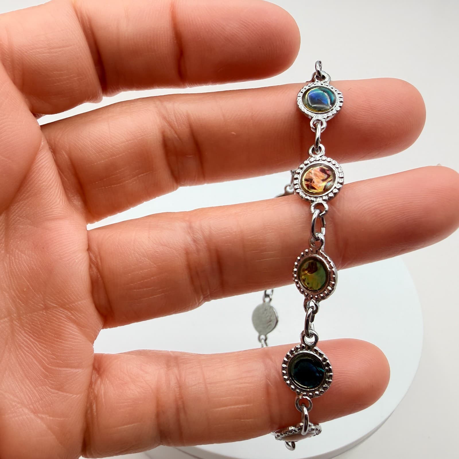 Vintage 90s Silver Tone Abalone Shell Bracelet Circular Links Coastal Jewelry - Thumbnail 3