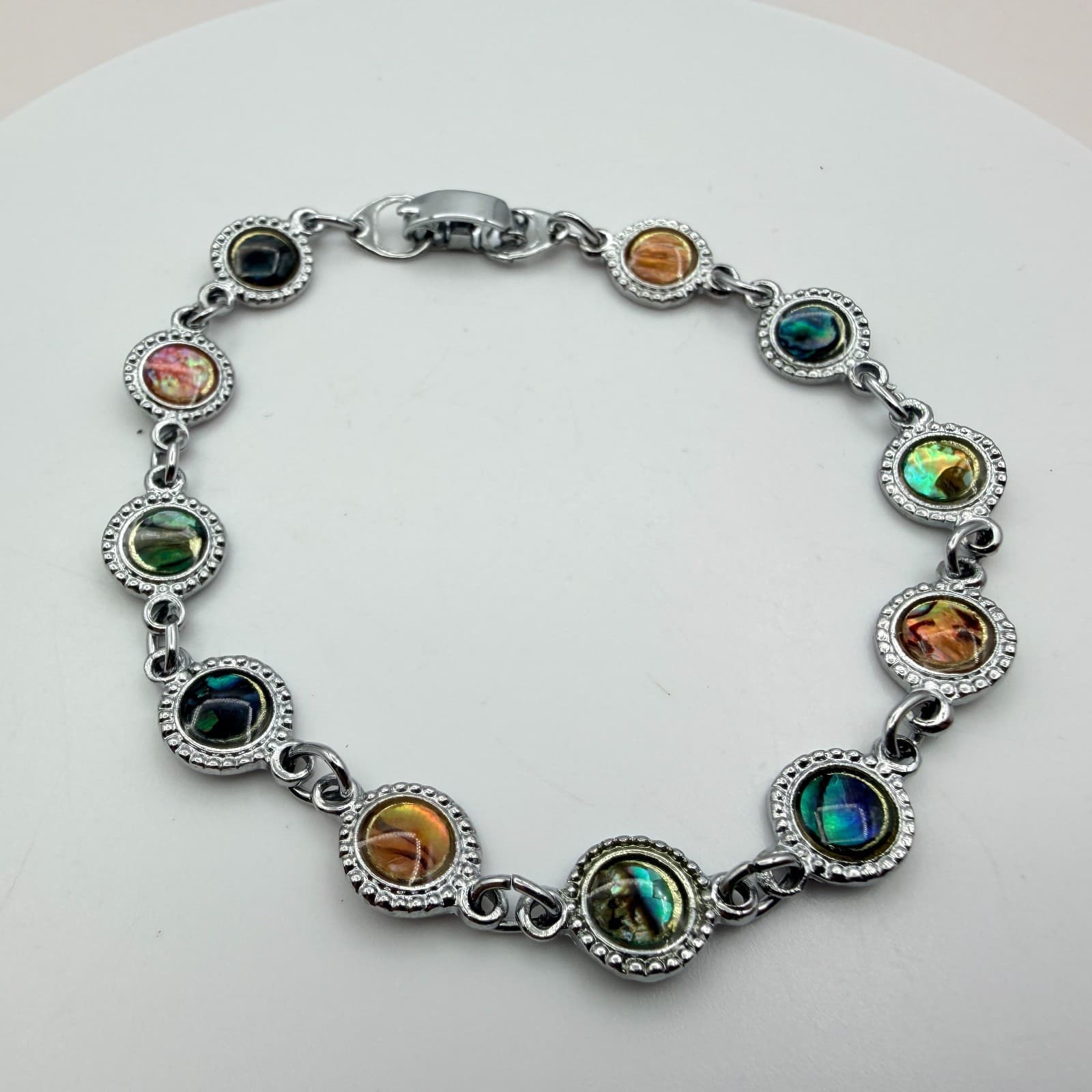 Vintage 90s Silver Tone Abalone Shell Bracelet Circular Links Coastal Jewelry - Image 1