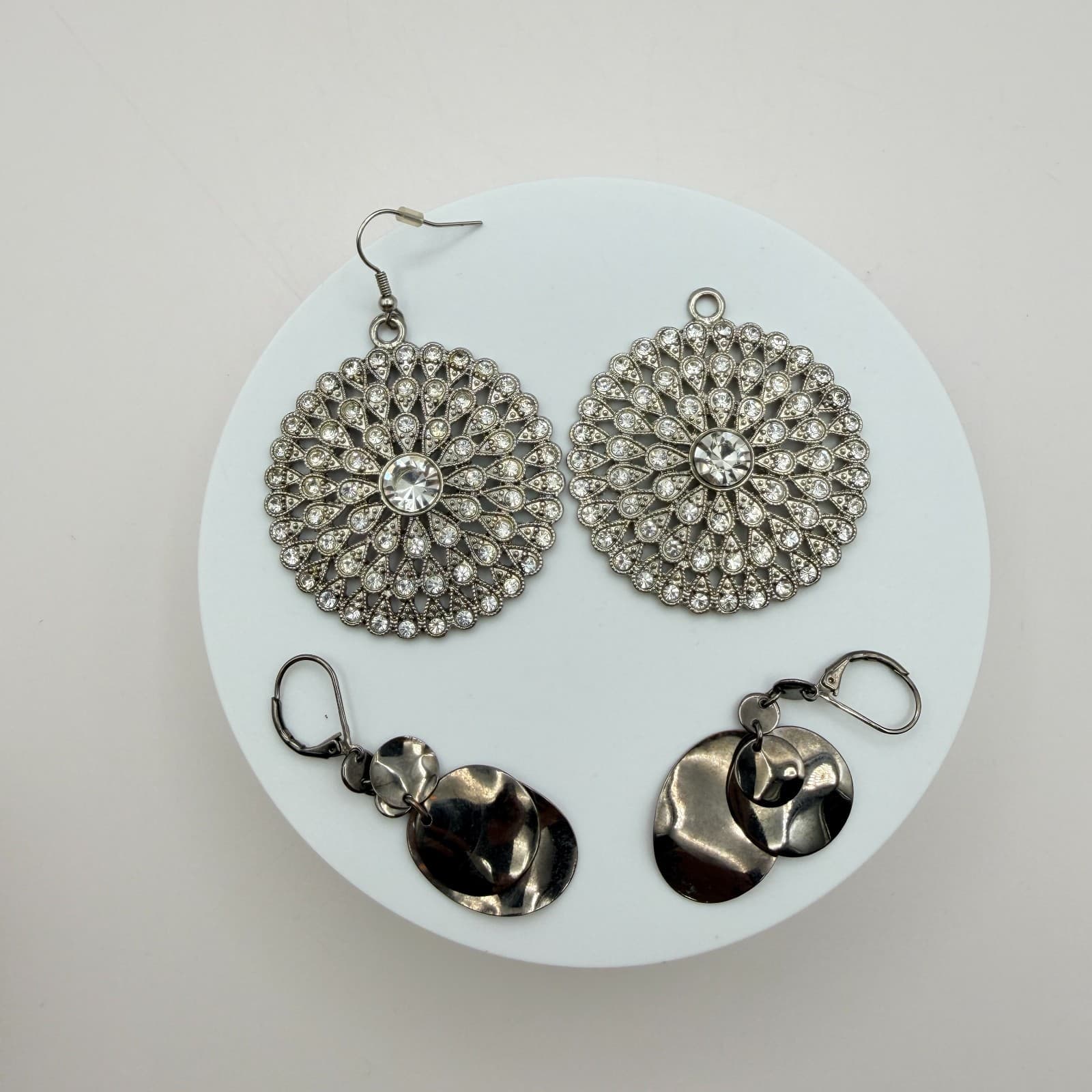 Vintage Y2K Silver Tone Clear Rhinestone Dangle Earrings Set Women's Jewelry - Thumbnail 2