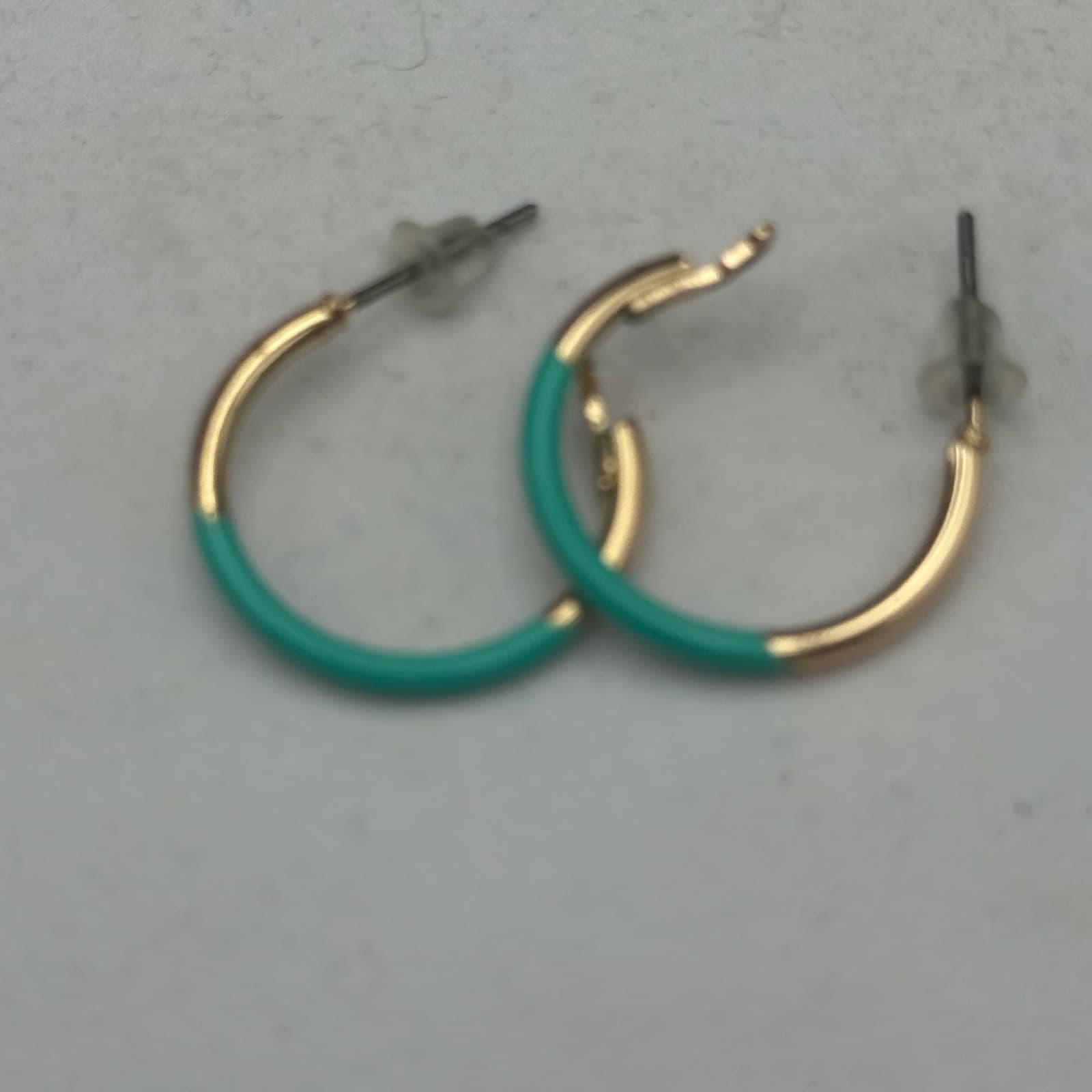 Vintage Teal Gold-Tone Metal Fashion Enamel Clip-On Huggie Hoop Earrings - Thumbnail 3