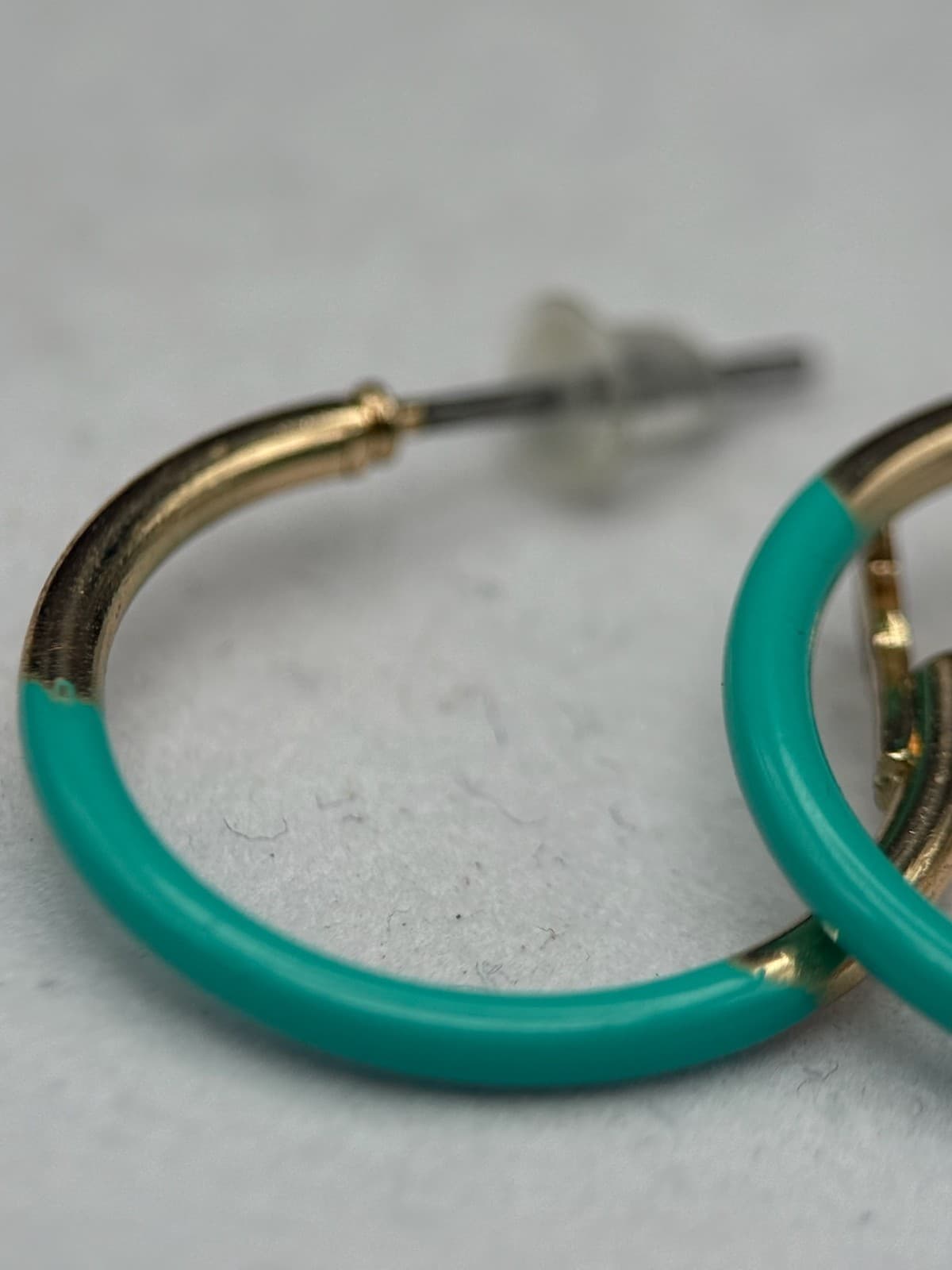 Vintage Teal Gold-Tone Metal Fashion Enamel Clip-On Huggie Hoop Earrings - Thumbnail 8