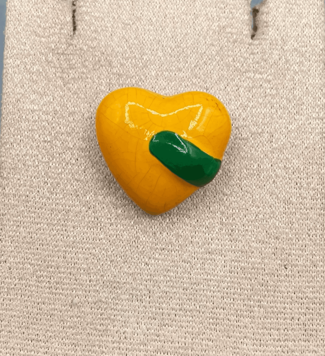 Vintage VTG Heart Pin Brooch Yellow Green Crackle Glaze Ceramic Style Valentine - Thumbnail 2