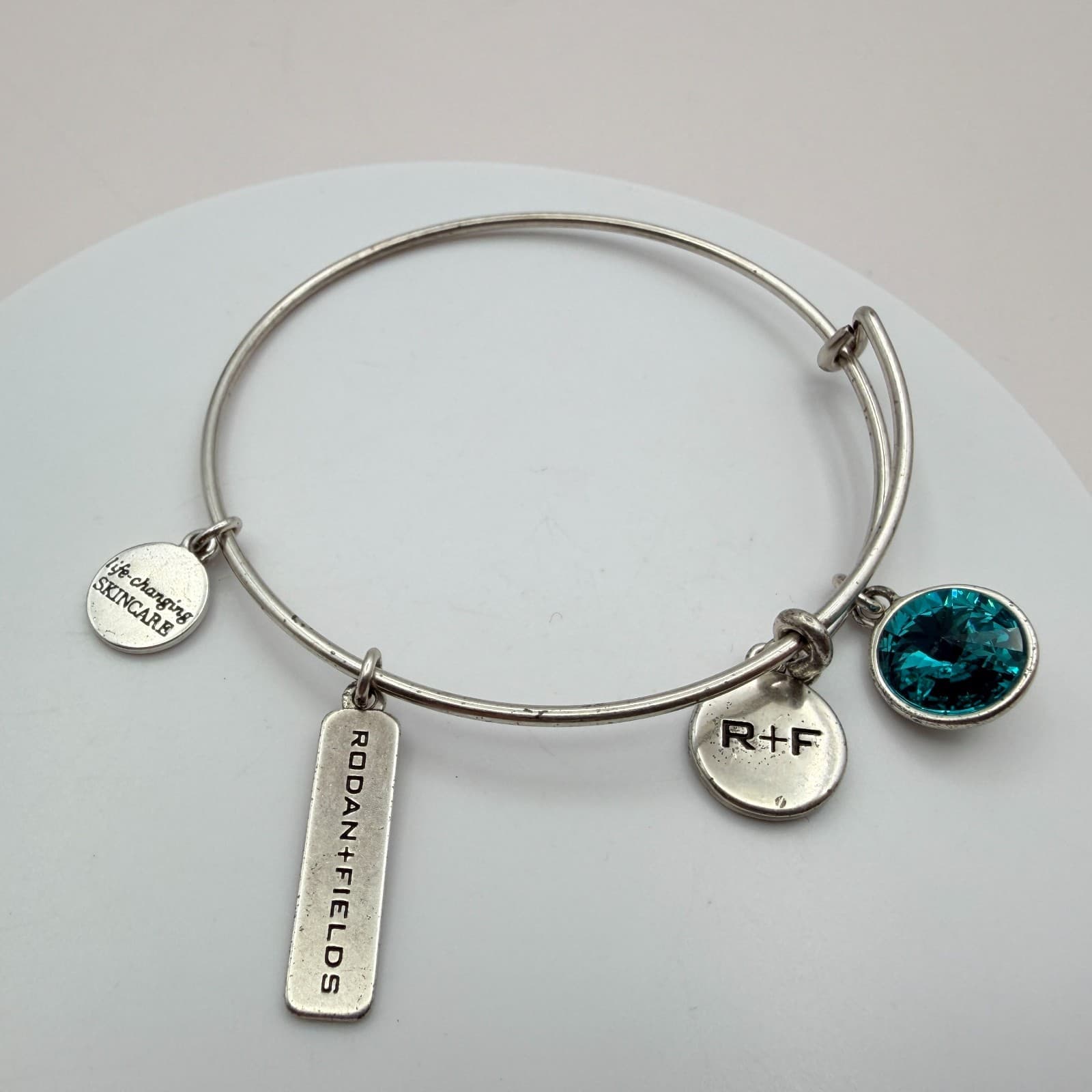 Vintage 90s Rodan + Fields Silver Tone Bangle Bracelet Women's Classic Jewelry - Thumbnail 5