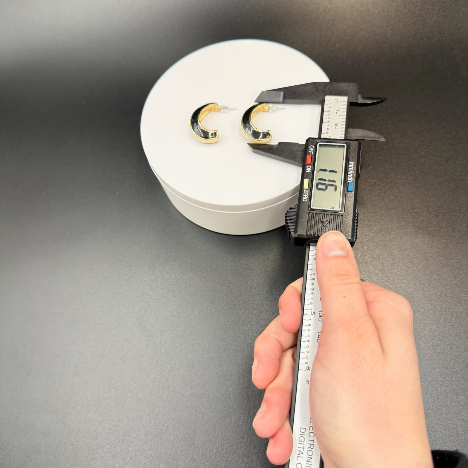 Vintage Black Enamel & Gold-Tone Post Back Chunky C-Hoop Earrings For Womens - Thumbnail 4