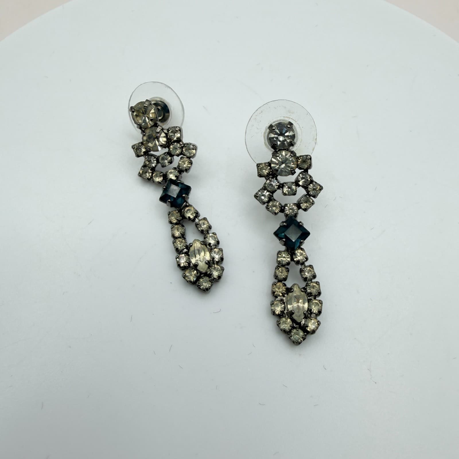 Vintage 80s Revival Chandelier Dangle Earrings Smokey Rhinestone Classic Jewelry - Thumbnail 4