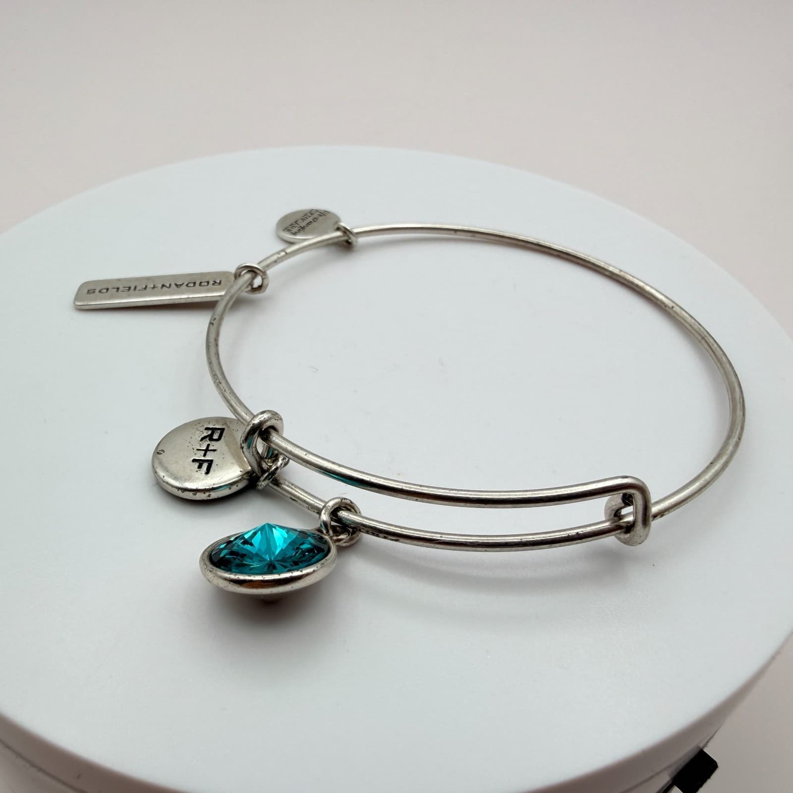 Vintage 90s Rodan + Fields Silver Tone Bangle Bracelet Women's Classic Jewelry - Thumbnail 6