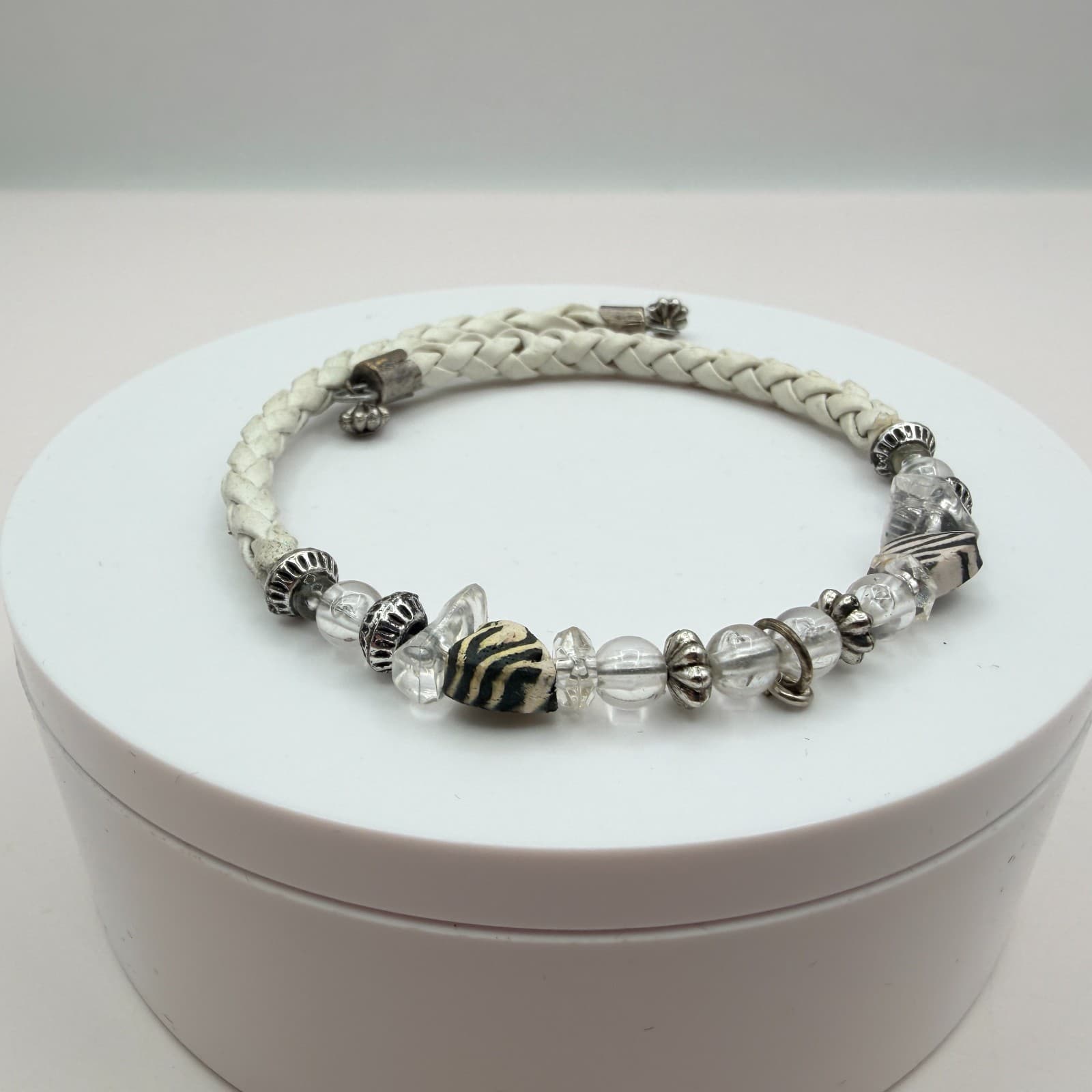 Vintage Y2K Silver Tone White Braided Leather Bracelet Beaded Zebra Stripe Charm - Thumbnail 3
