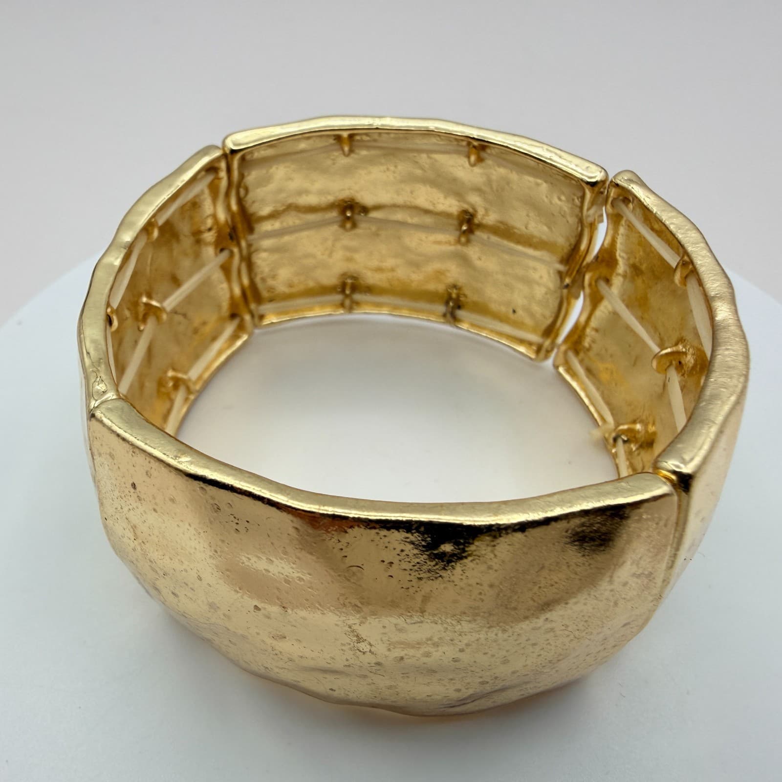 Vintage 80s Hammered Gold Tone Chunky Wide Stretch Cuff Bracelet Jewelry - Thumbnail 6