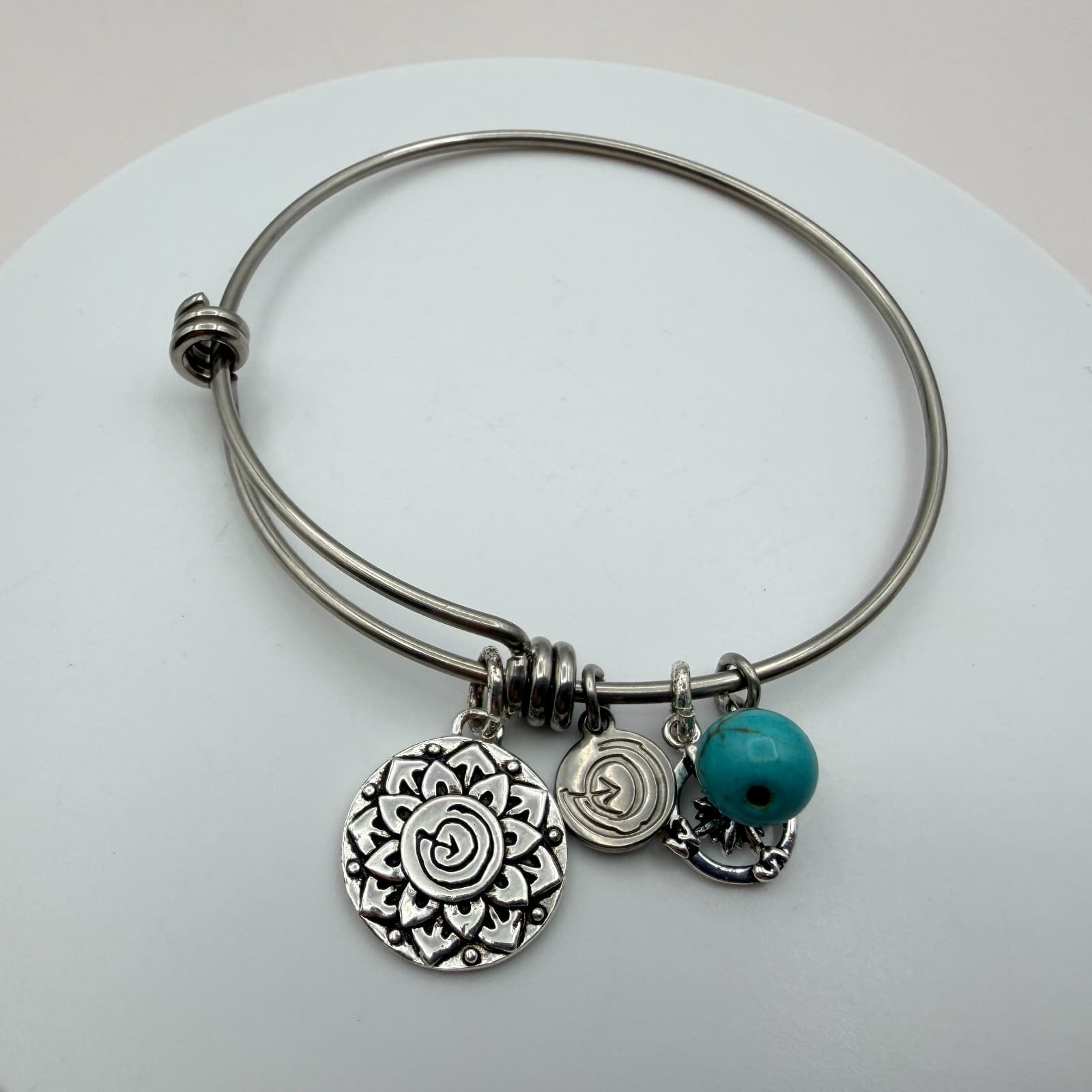 Vintage 90s Silver Tone Adjustable Charm Bracelet Turquoise Classic Jewelry - Thumbnail 4