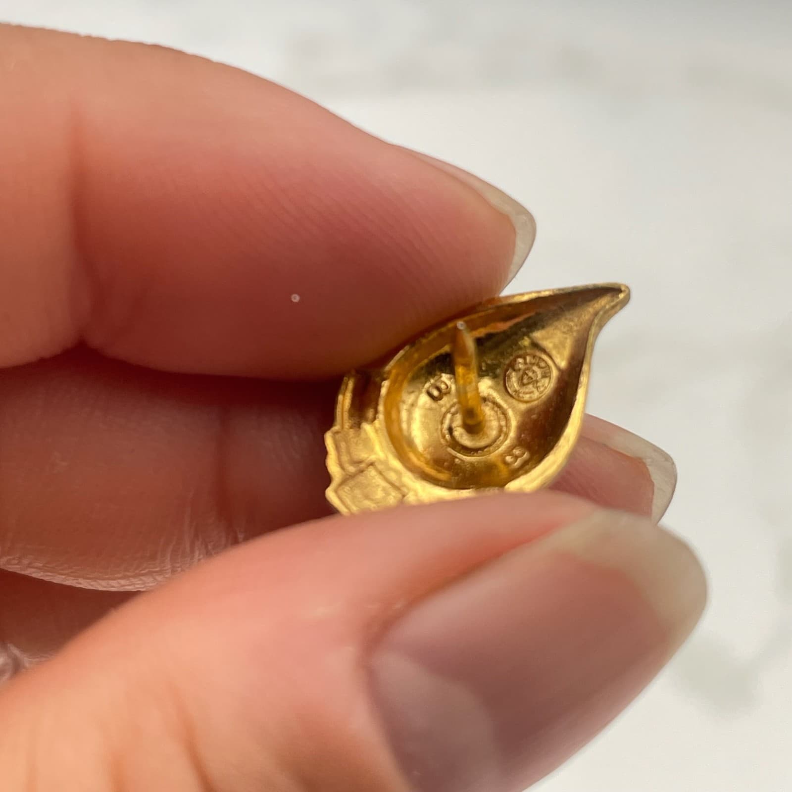 Vintage VTG Cross 12 Gallon Blood Donor Lapel Pin Gold Enamel Brooch Award - Thumbnail 9