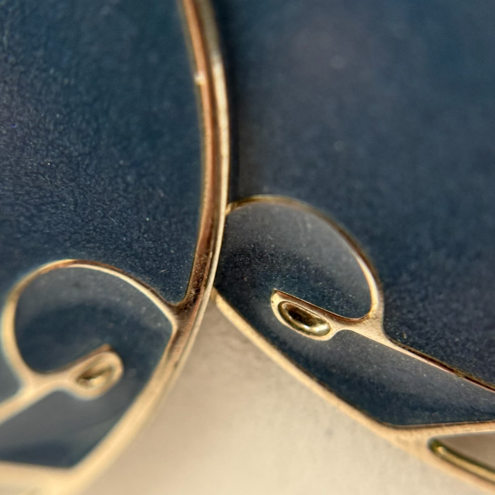 Vintage Silver-Tone Blue Enamel Cut-Out Design Maple Leaf Circular Drop Earrings - Thumbnail 11