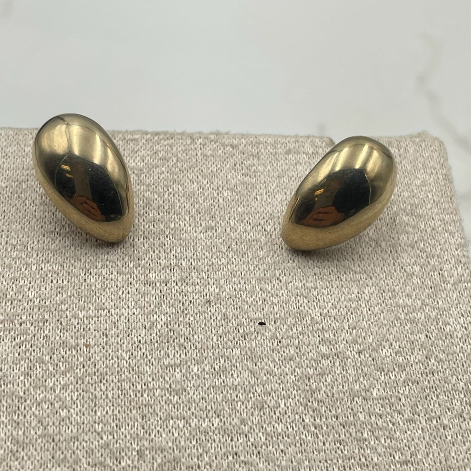 Vintage VTG AVON Gold Tone Puffy Teardrop Clip On Earrings Minimalist Dome Style - Image 1
