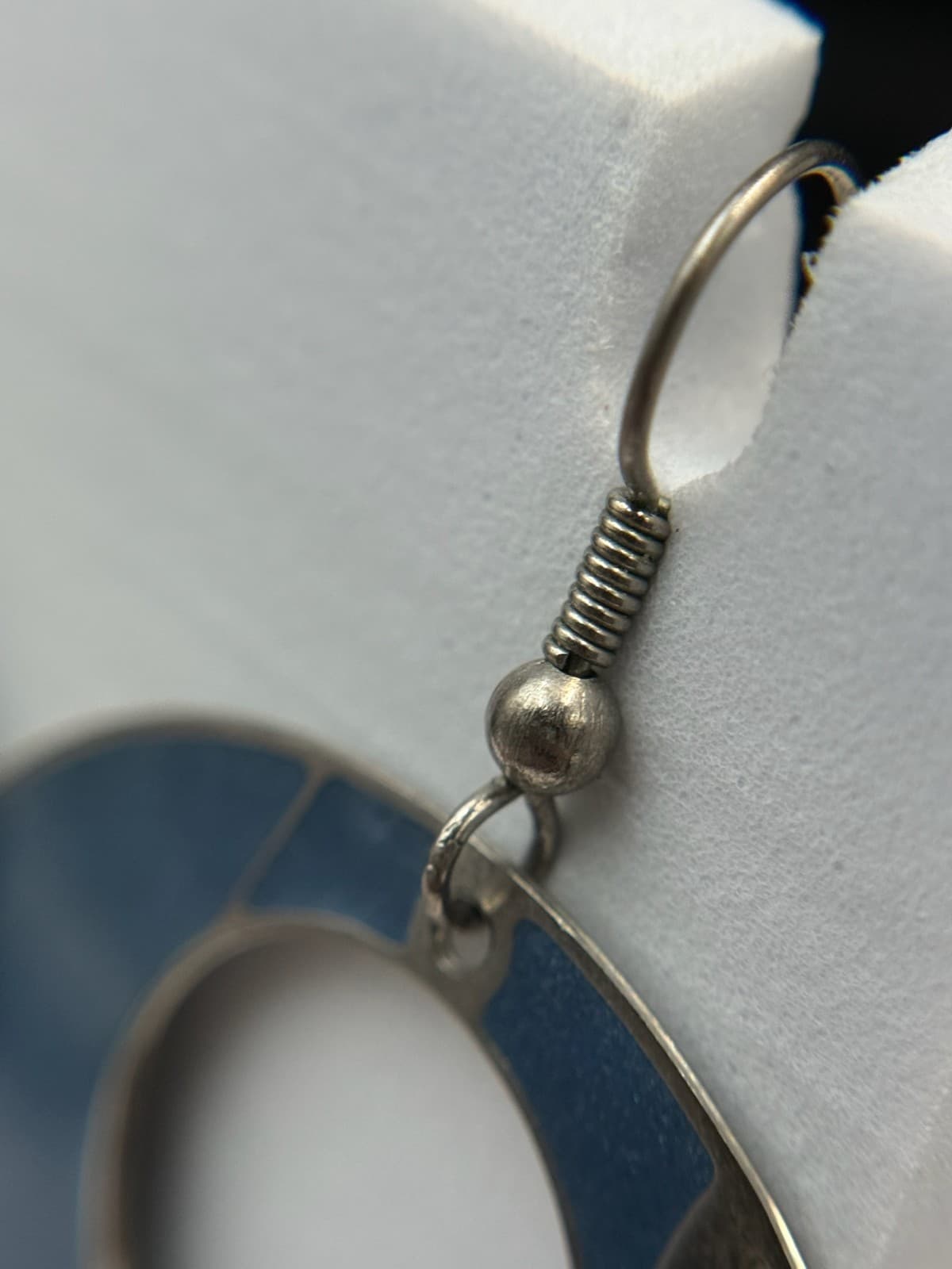 Vintage Silver-Tone Blue Enamel Cut-Out Design Maple Leaf Circular Drop Earrings - Thumbnail 12