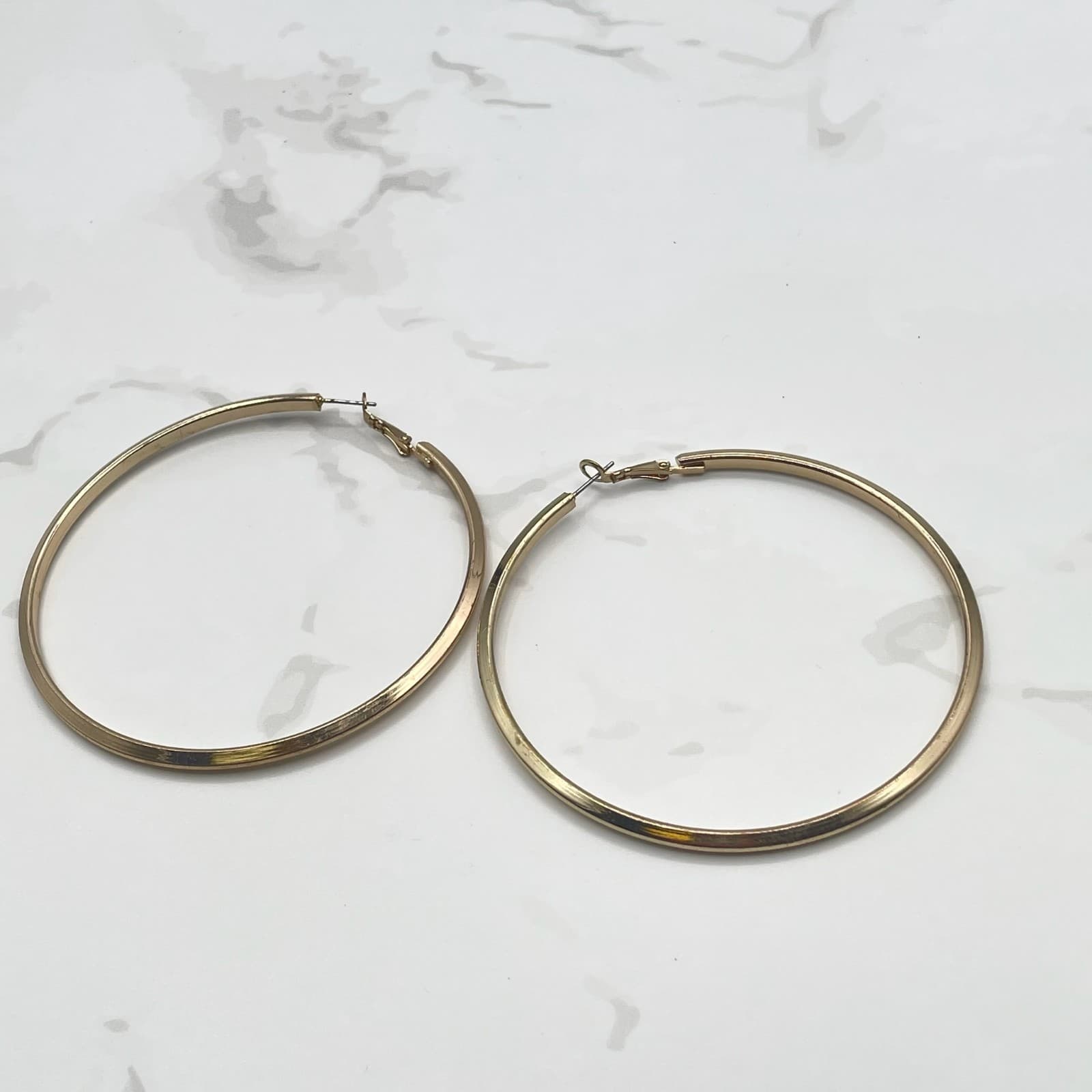 Vintage VTG Gold Tone Hoop Earrings Large 3" Oversized Thin Tube Round Circle - Thumbnail 2