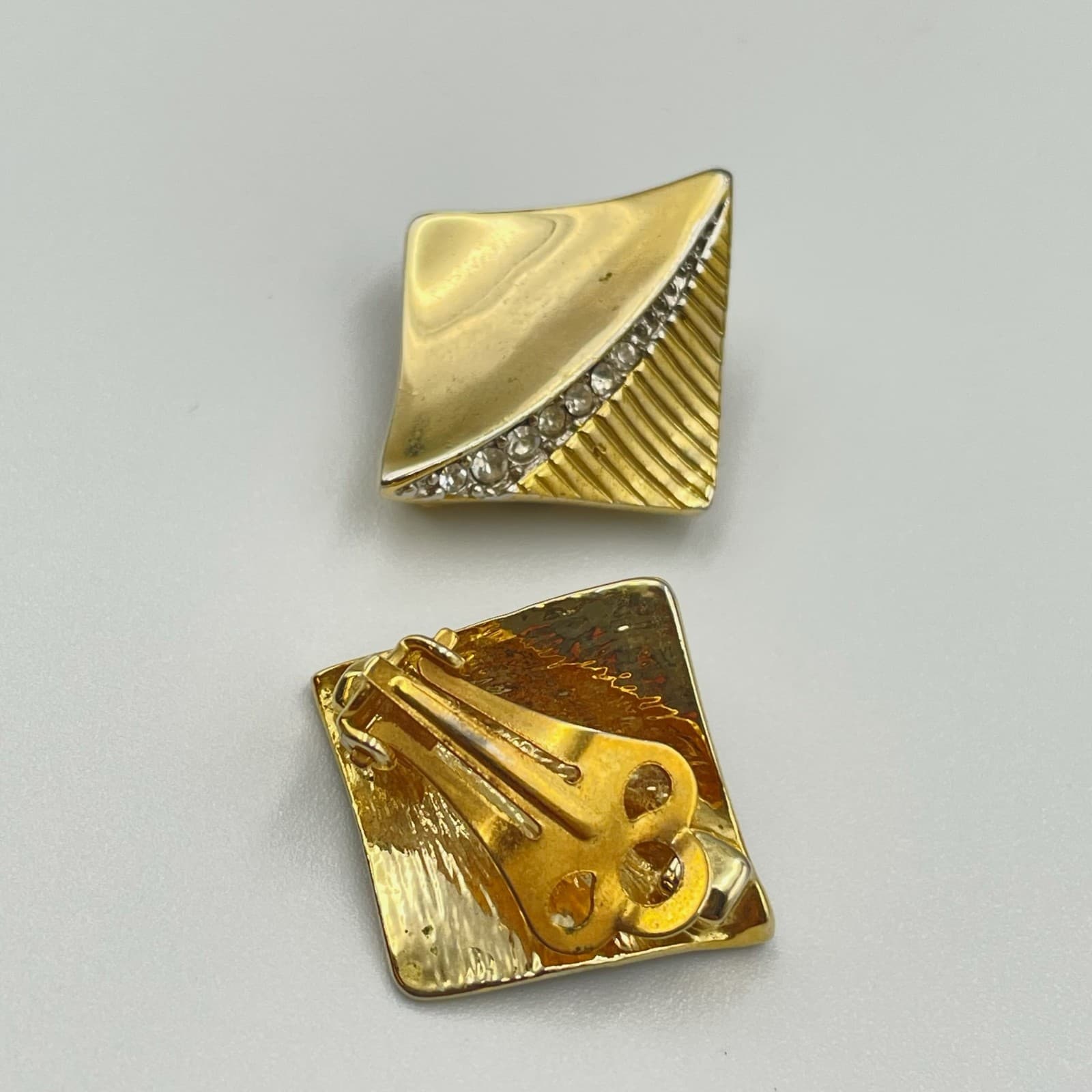 Vintage Gold Tone Square Clip On Earrings Pave Rhinestone Modernist Statement - Thumbnail 7