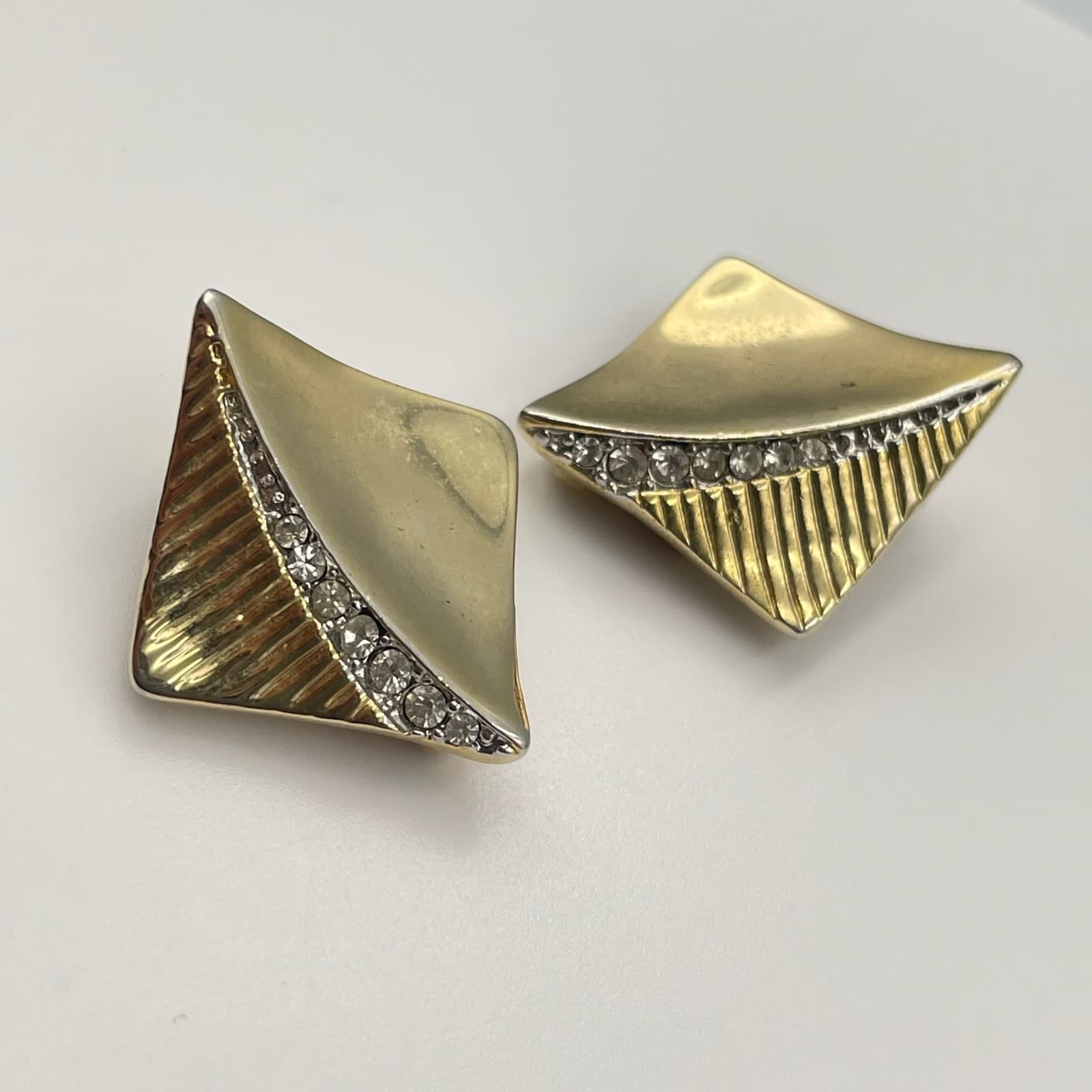 Vintage Gold Tone Square Clip On Earrings Pave Rhinestone Modernist Statement - Thumbnail 11