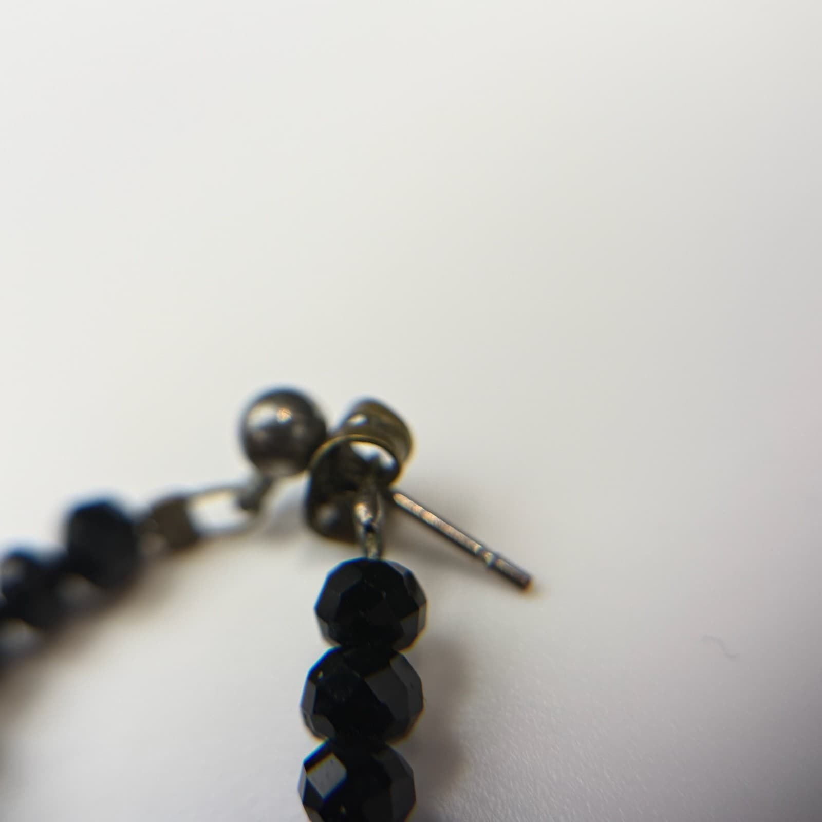 Vintage Black Faceted Glass Clip-On Fashion Classic Beaded Spinel Hoops Earrings - Thumbnail 11