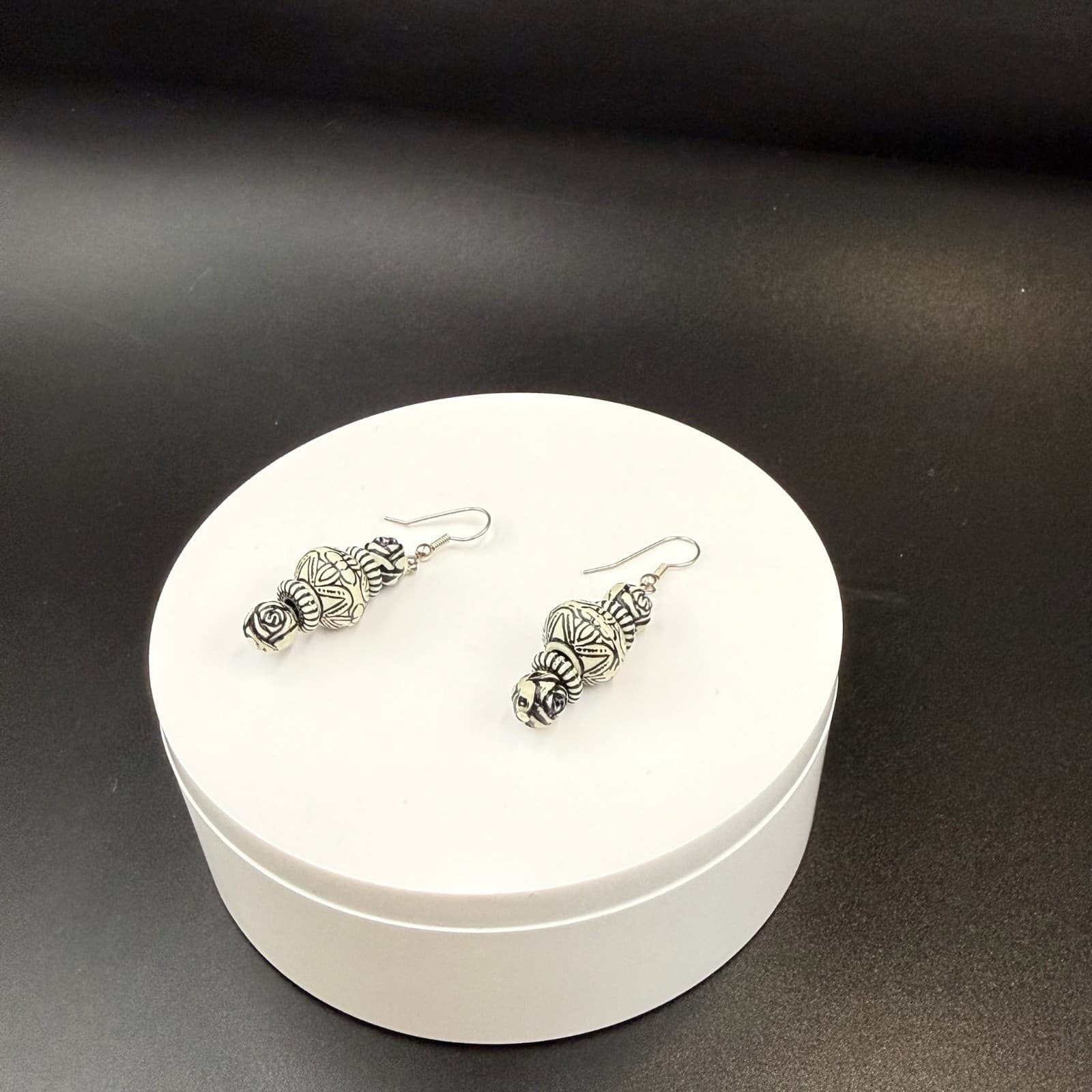 Vintage French Wires Bohemian Swirl Fashion Dropped Stylish Dangle Earrings - Thumbnail 3