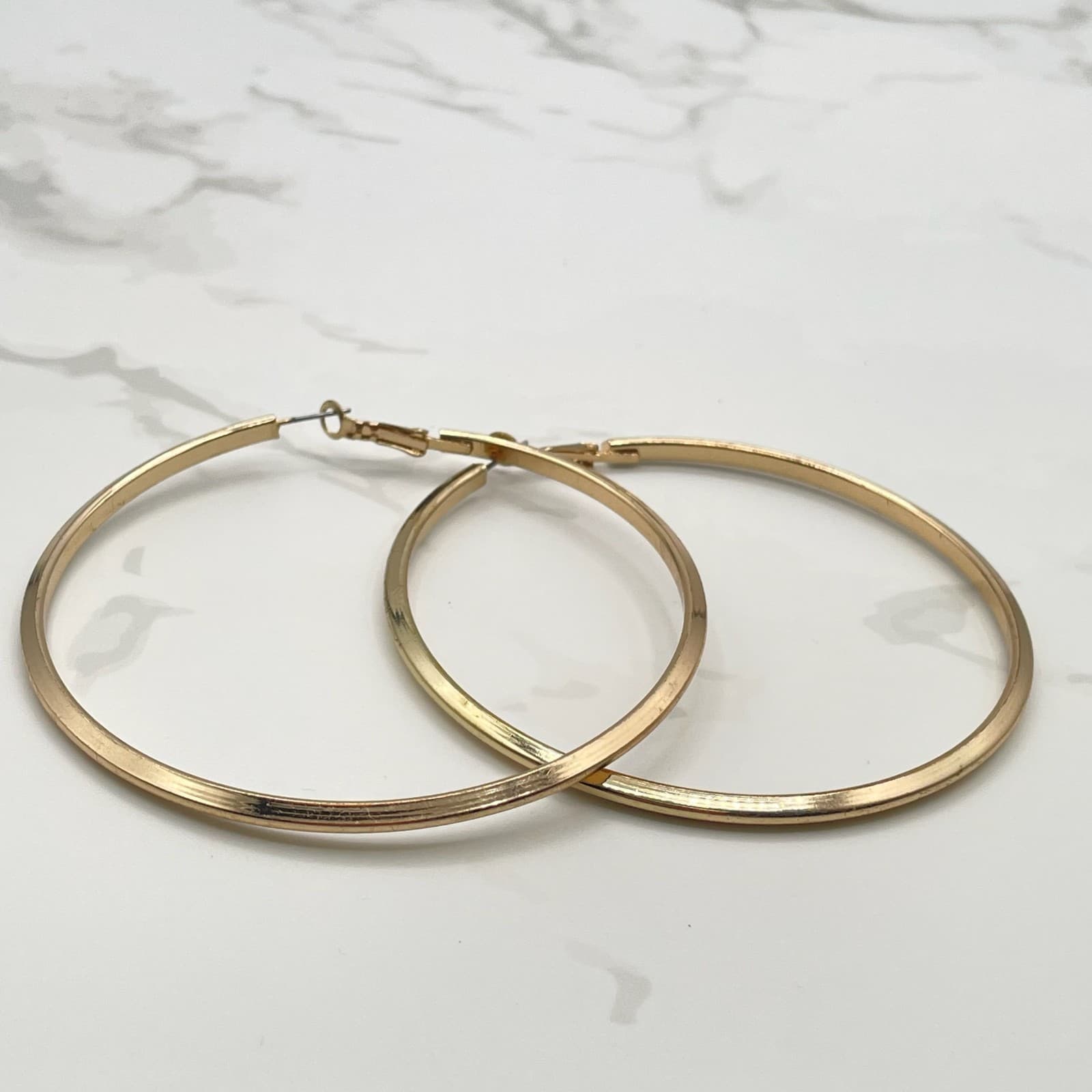 Vintage VTG Gold Tone Hoop Earrings Large 3" Oversized Thin Tube Round Circle - Thumbnail 7