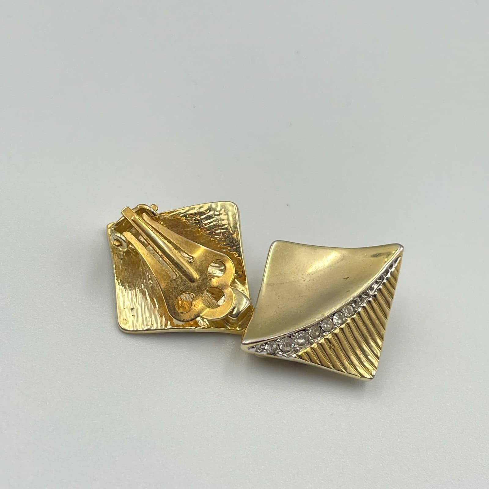 Vintage Gold Tone Square Clip On Earrings Pave Rhinestone Modernist Statement - Thumbnail 9