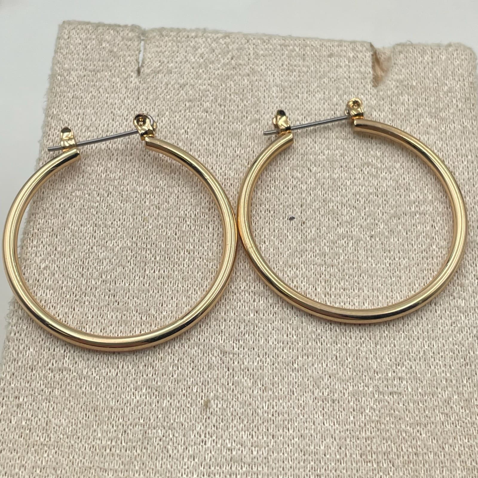 Vintage VTG Medium Gold Hoop Earrings Thin Tube Style Post Closure Classic - Image 1