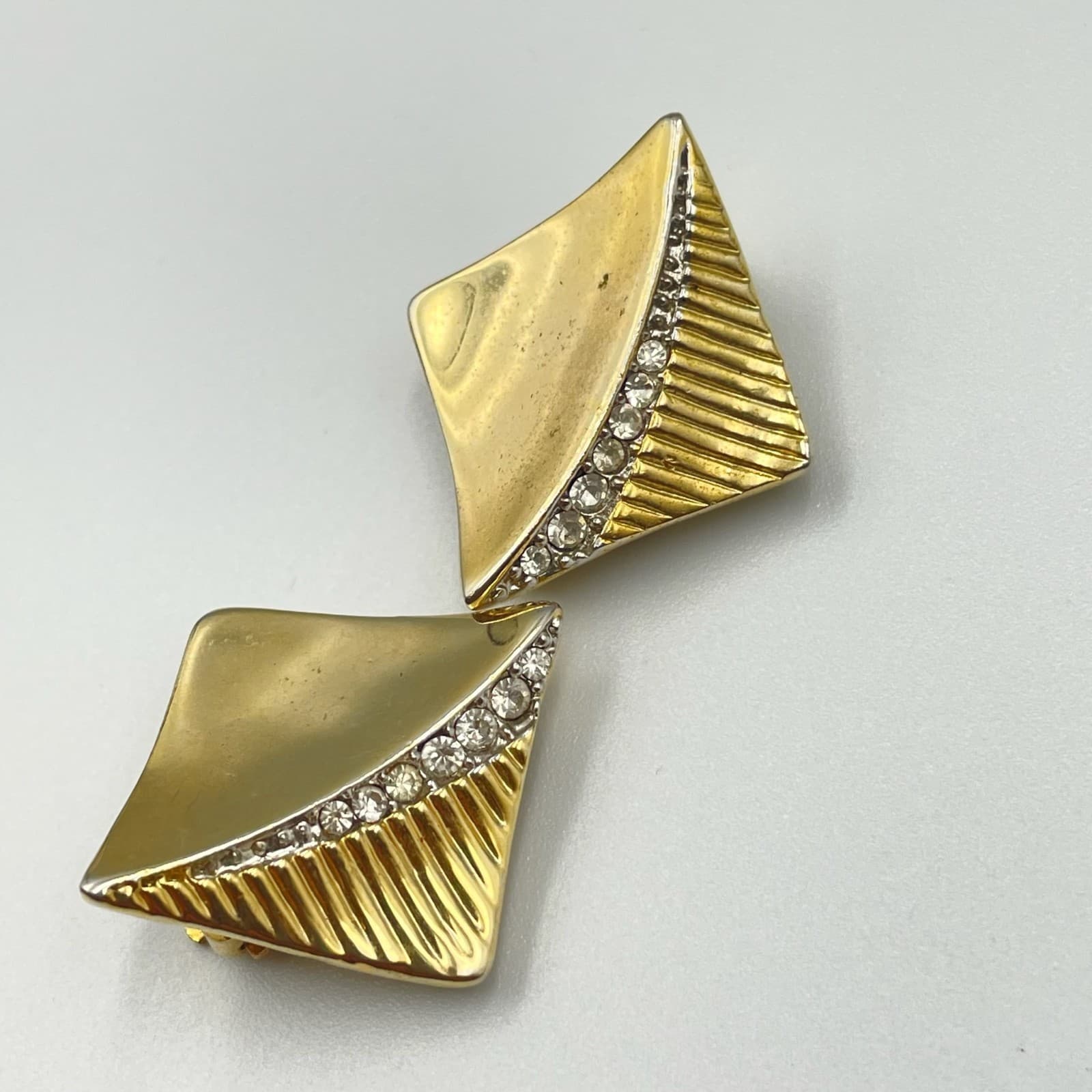 Vintage Gold Tone Square Clip On Earrings Pave Rhinestone Modernist Statement - Thumbnail 4