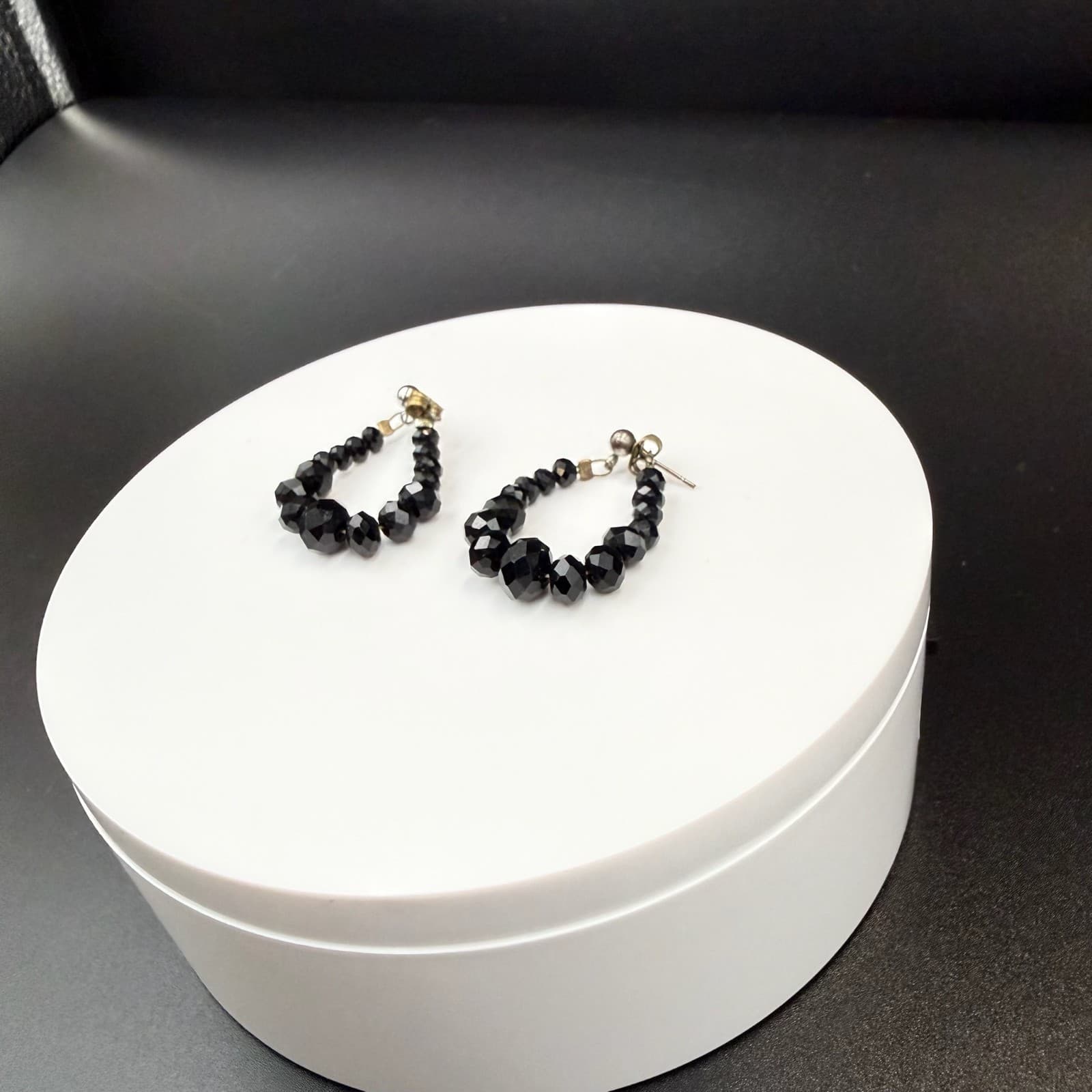 Vintage Black Faceted Glass Clip-On Fashion Classic Beaded Spinel Hoops Earrings - Thumbnail 5