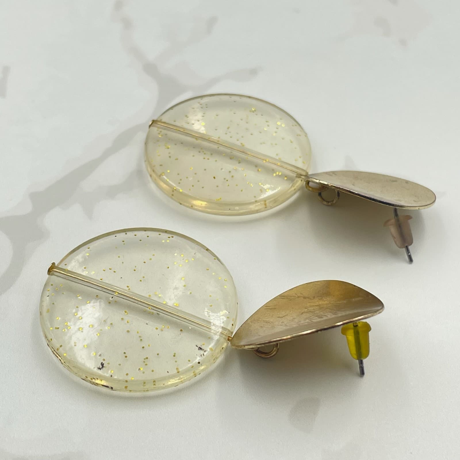 Vintage VTG Lucite Earrings Gold Tone Disc Drop Clear Glitter Acrylic Large - Thumbnail 5