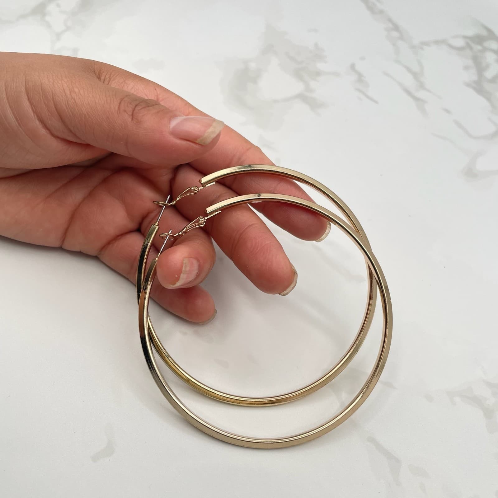 Vintage VTG Gold Tone Hoop Earrings Large 3" Oversized Thin Tube Round Circle - Thumbnail 14