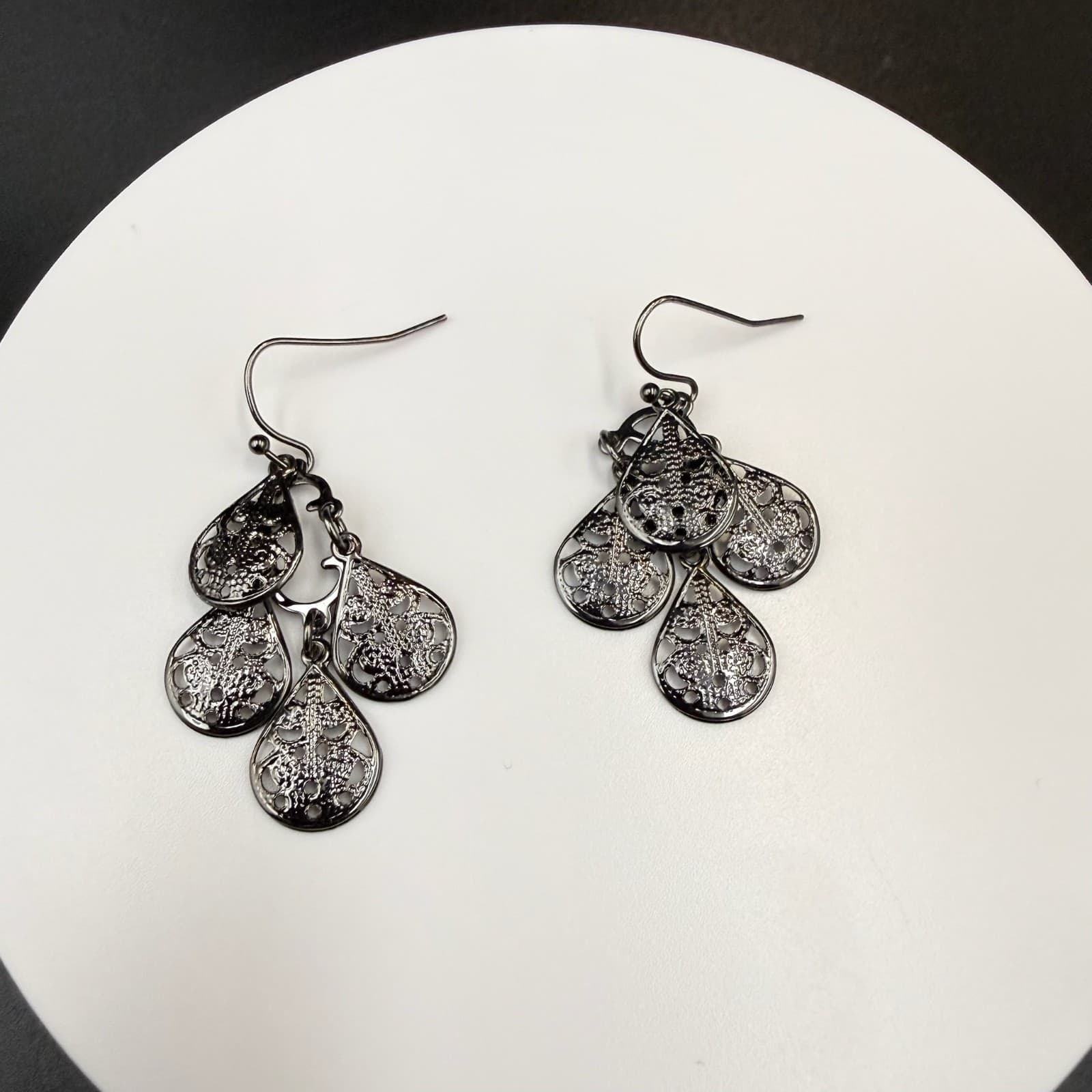 Vintage French Wire Silver-Tone Fashion Classic Dropped Filigree Teardrop Dangle - Thumbnail 9