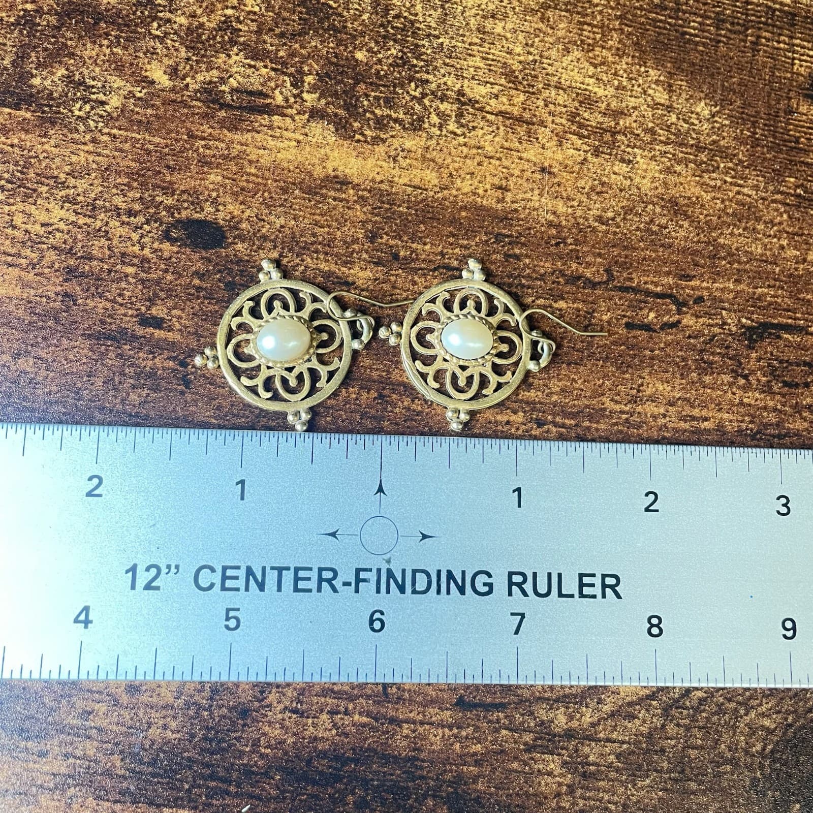 Vintage VTG Faux Pearl Drop Earrings Gold Tone Filigree Bohemian Round Dangle - Thumbnail 3