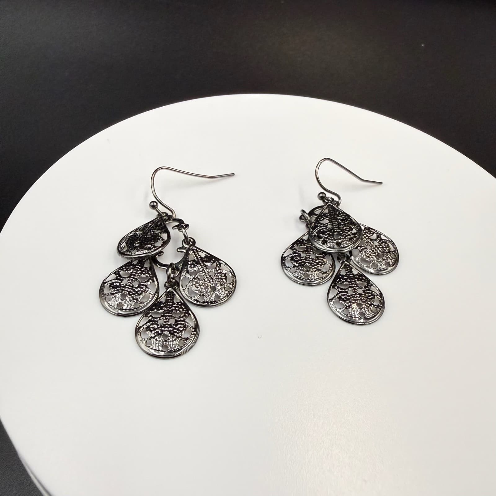 Vintage French Wire Silver-Tone Fashion Classic Dropped Filigree Teardrop Dangle - Thumbnail 8